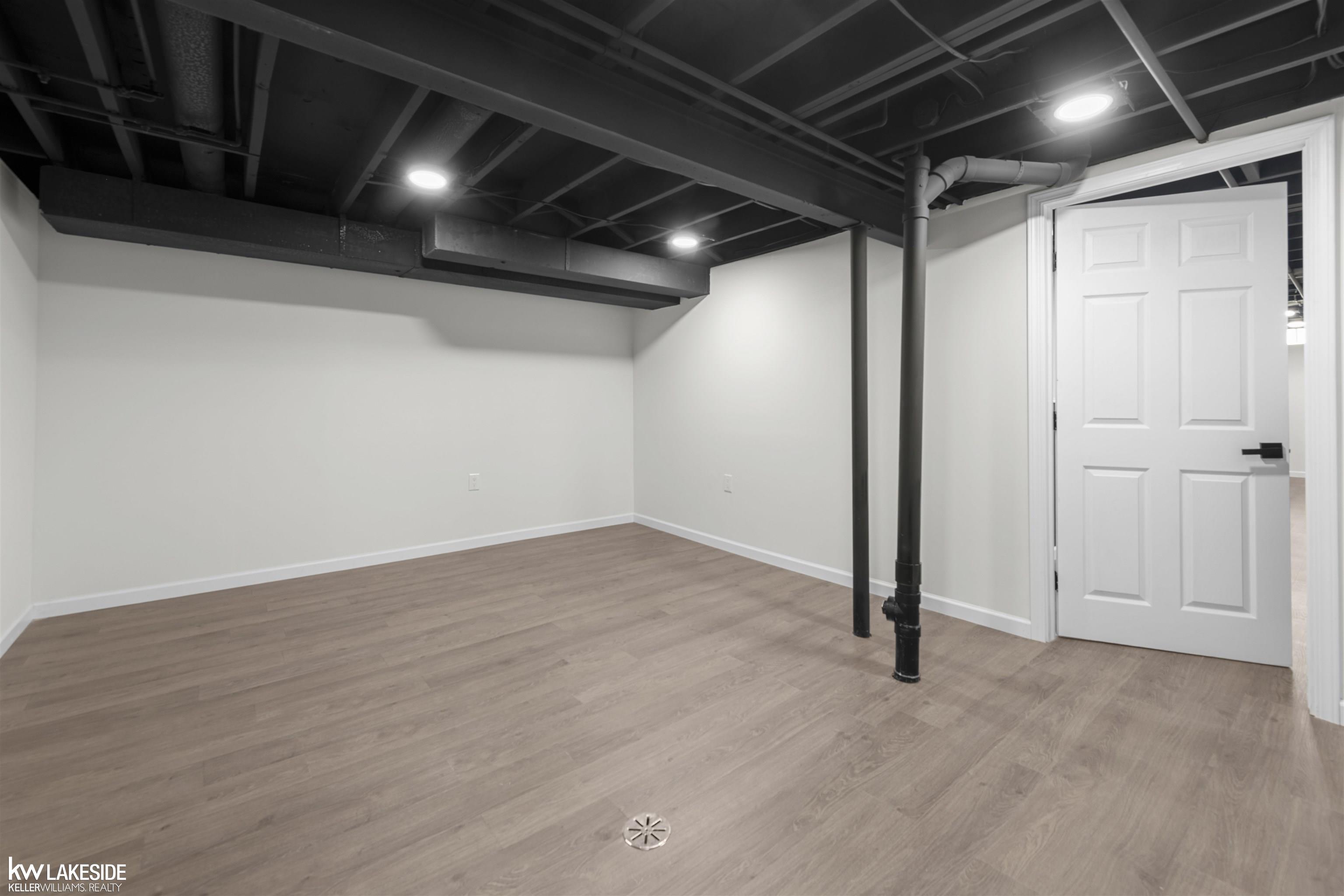 4786 Lucerne Drive, Sterling Heights, MI, 48310