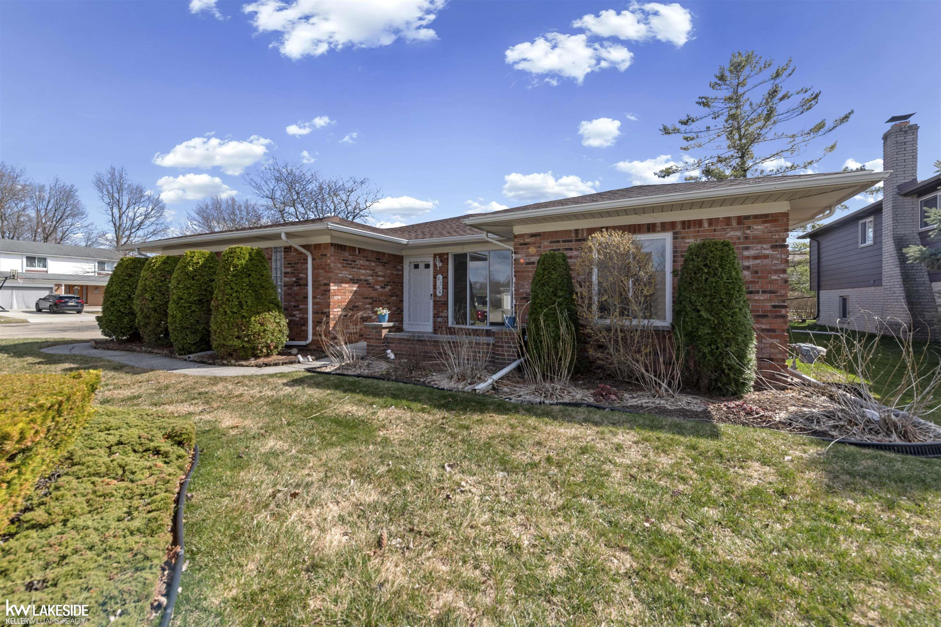 4786 Lucerne Drive, Sterling Heights, MI, 48310