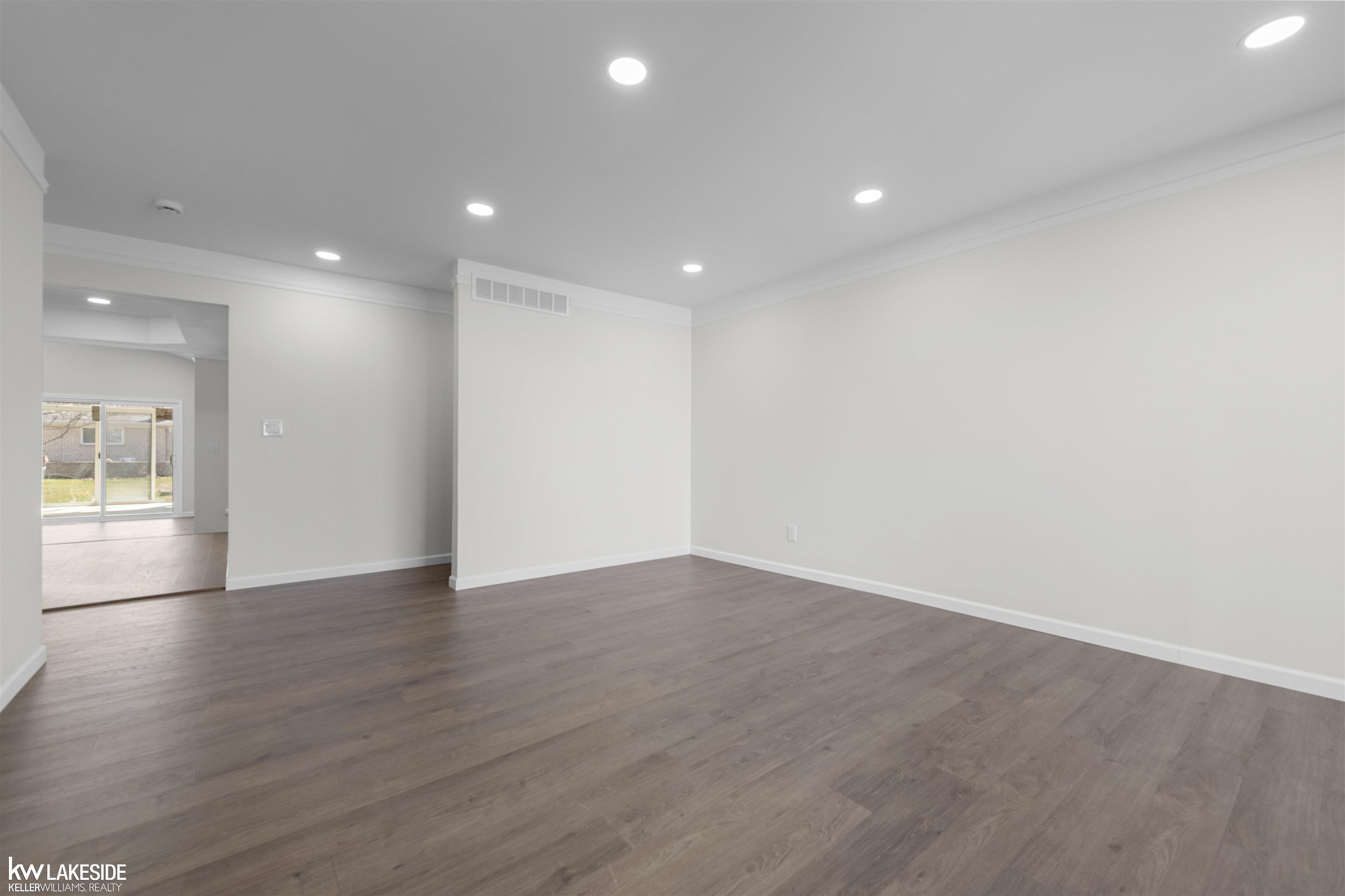 4786 Lucerne Drive, Sterling Heights, MI, 48310