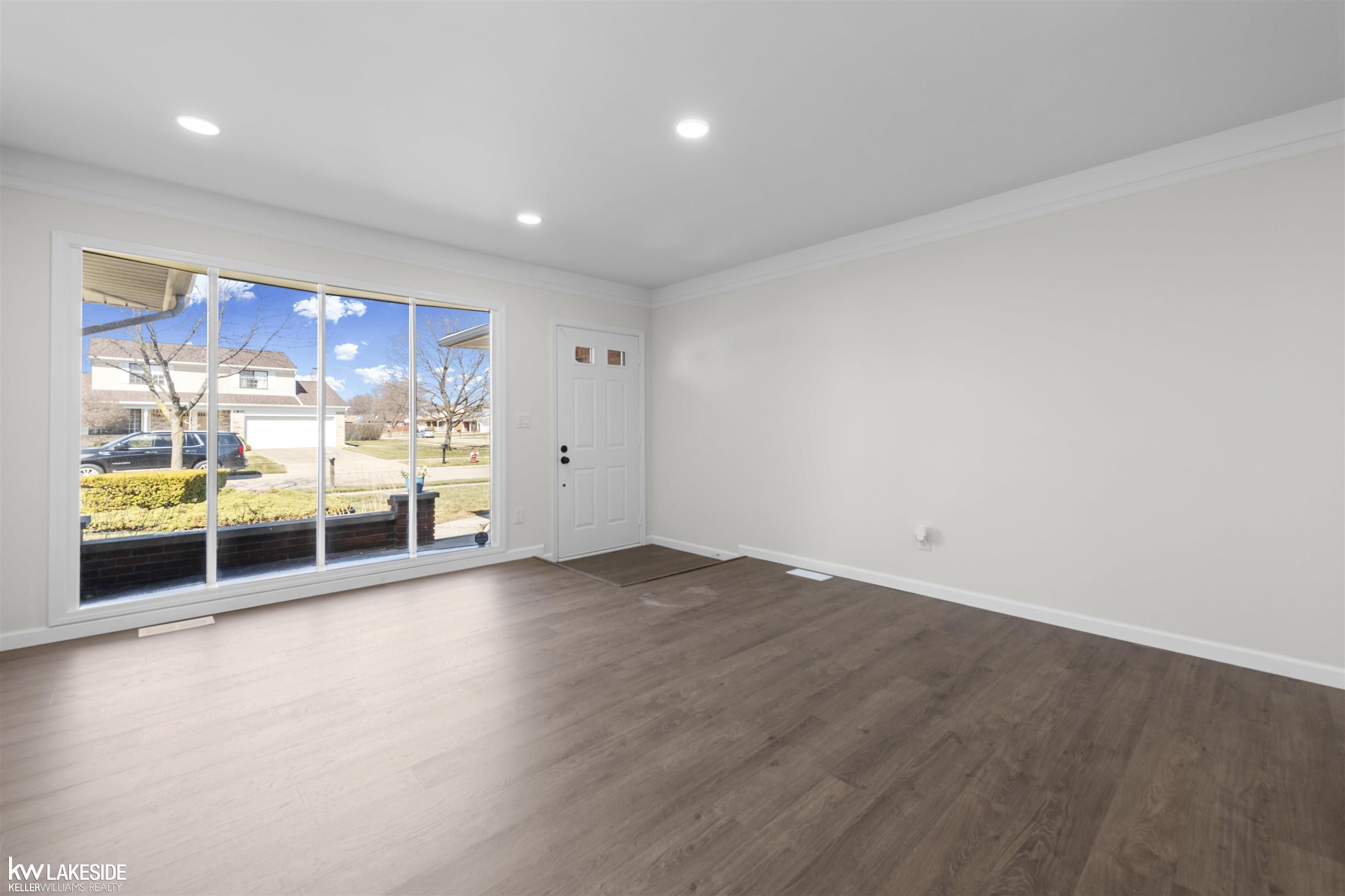 4786 Lucerne Drive, Sterling Heights, MI, 48310