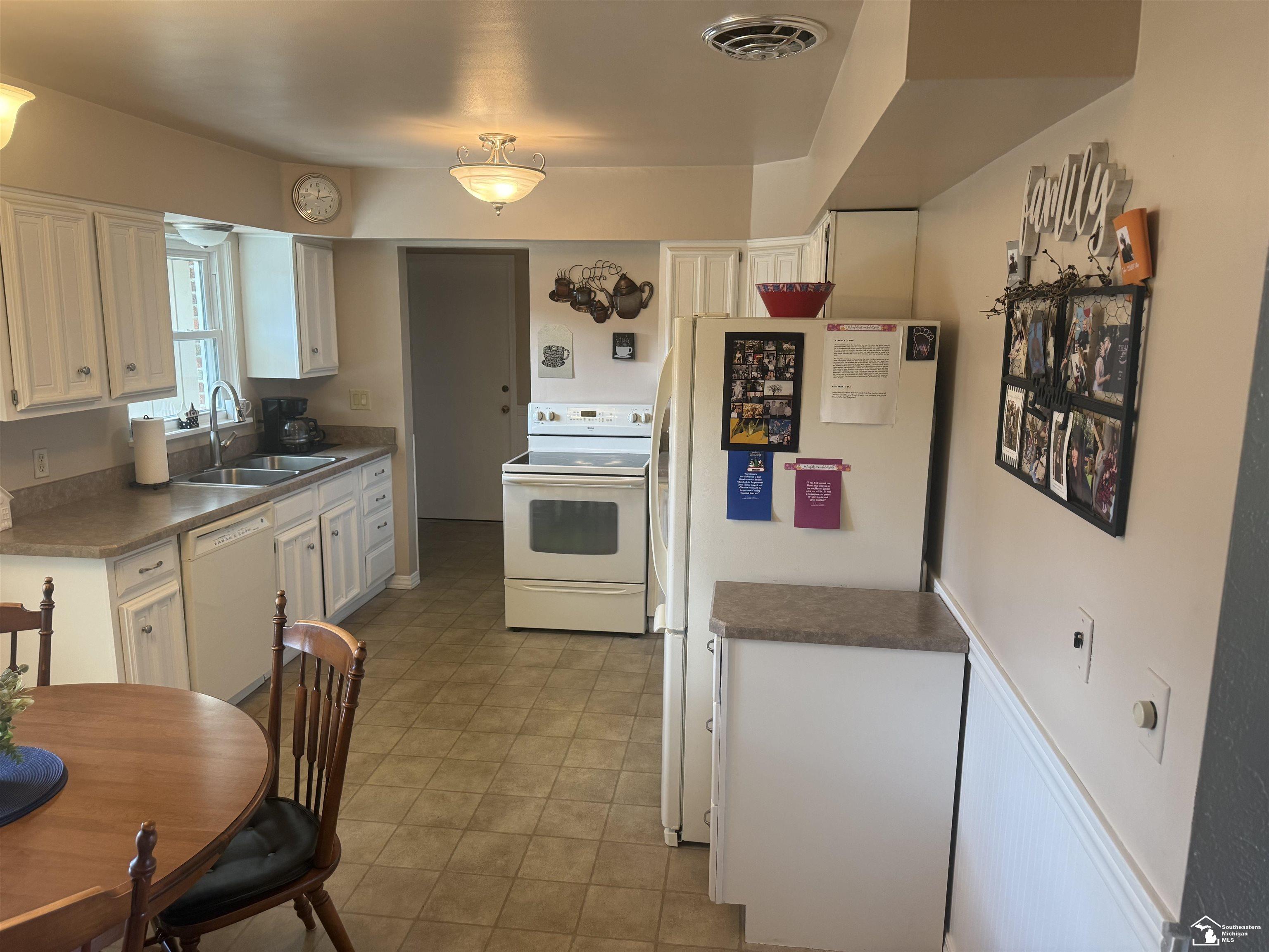 1127 Oakmont Drive, Temperance, MI, 48182