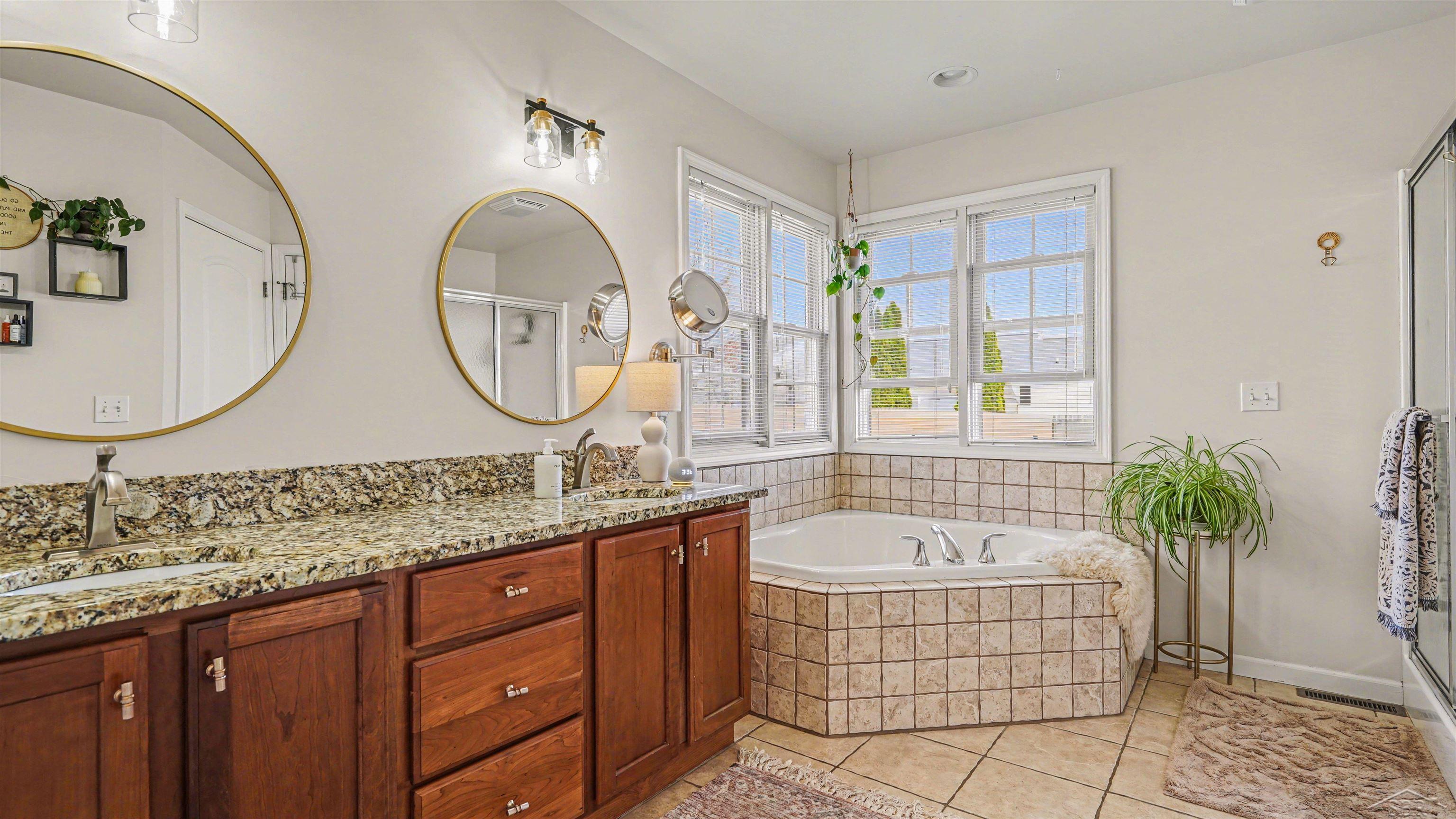 3634 Honeysuckle Circle, Saginaw, MI, 48603