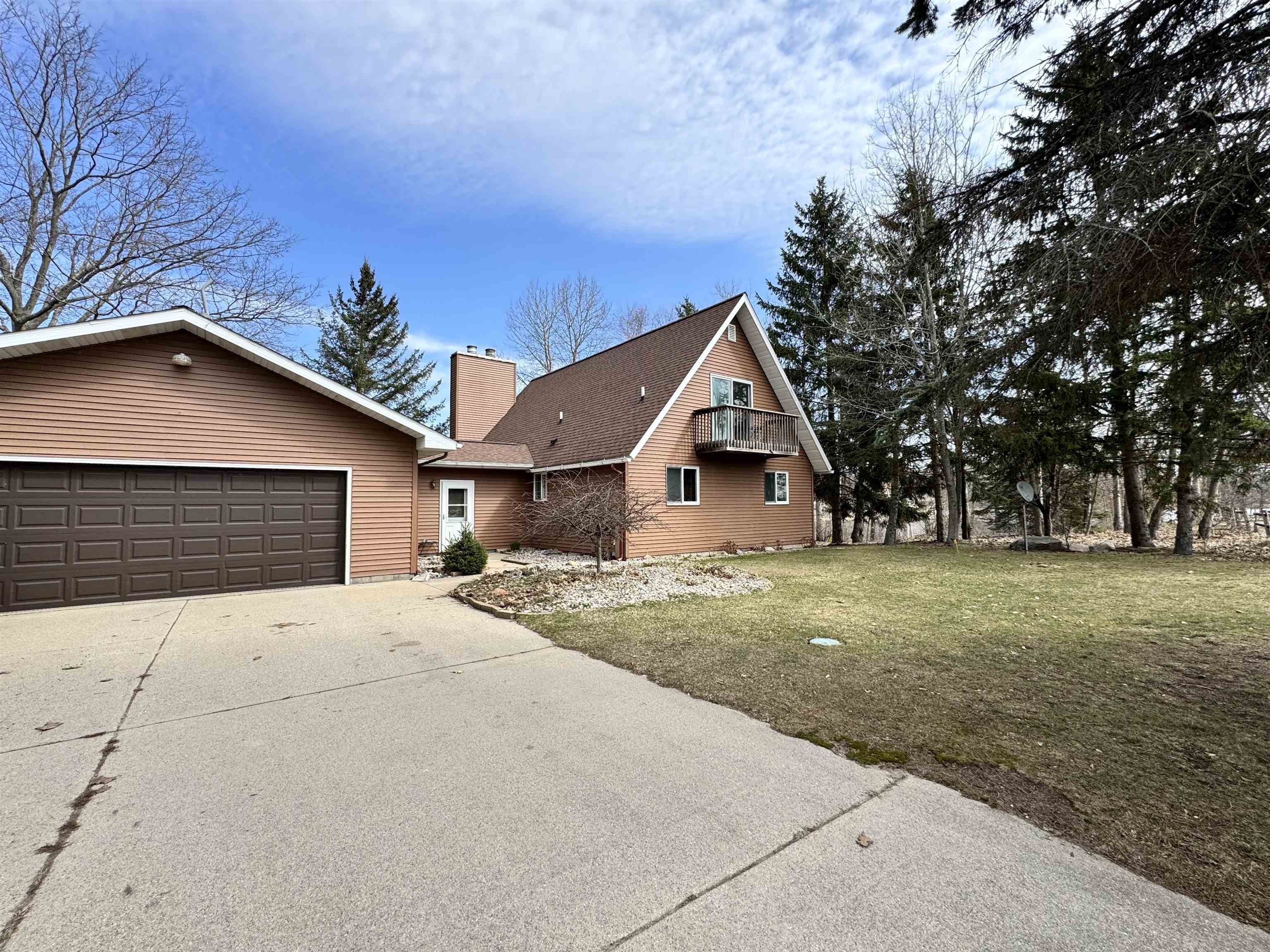 1035 Cantabrian Drive, Lake Isabella, MI, 48893