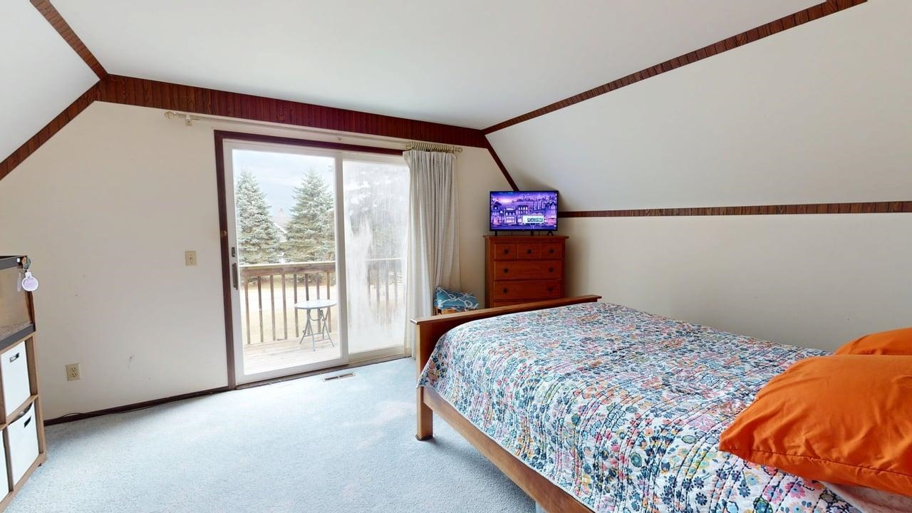 1035 Cantabrian Drive, Lake Isabella, MI, 48893