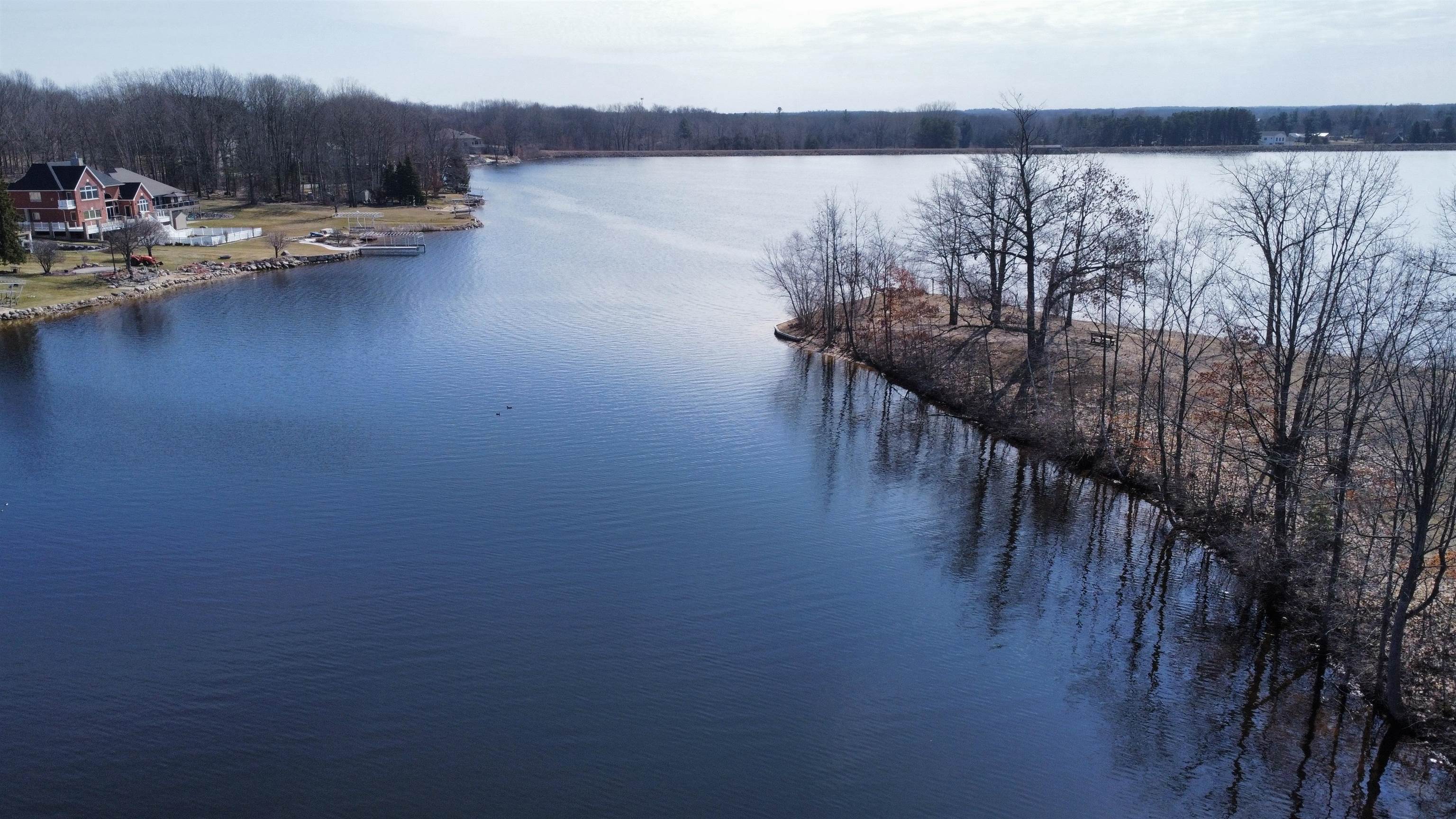 1035 Cantabrian Drive, Lake Isabella, MI, 48893