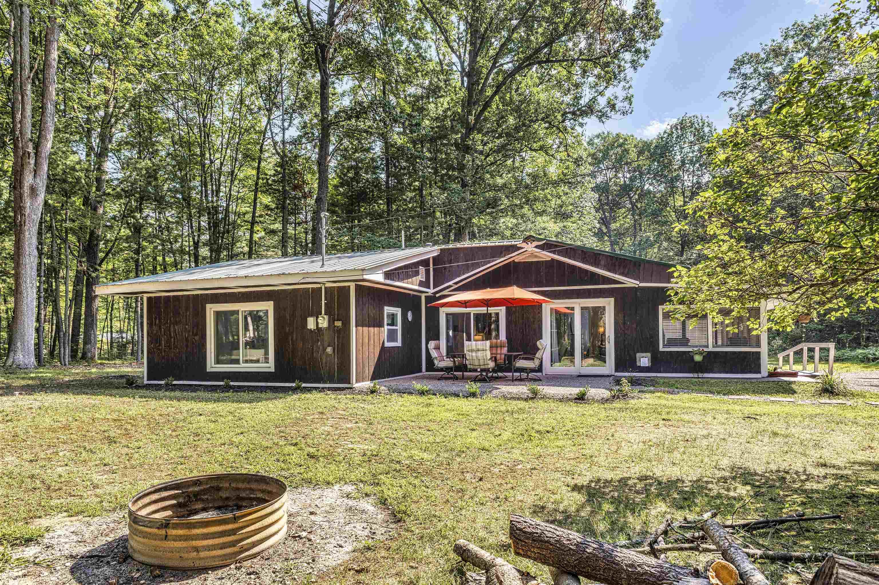 2980 E Houghton Lake Drive, Houghton Lake, MI, 48629