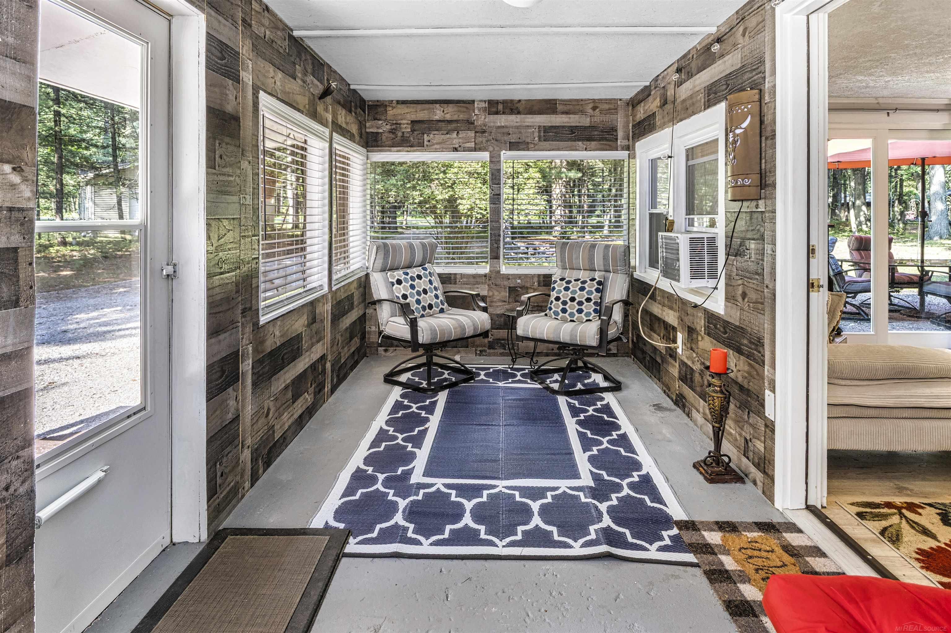 2980 E Houghton Lake Drive, Houghton Lake, MI, 48629