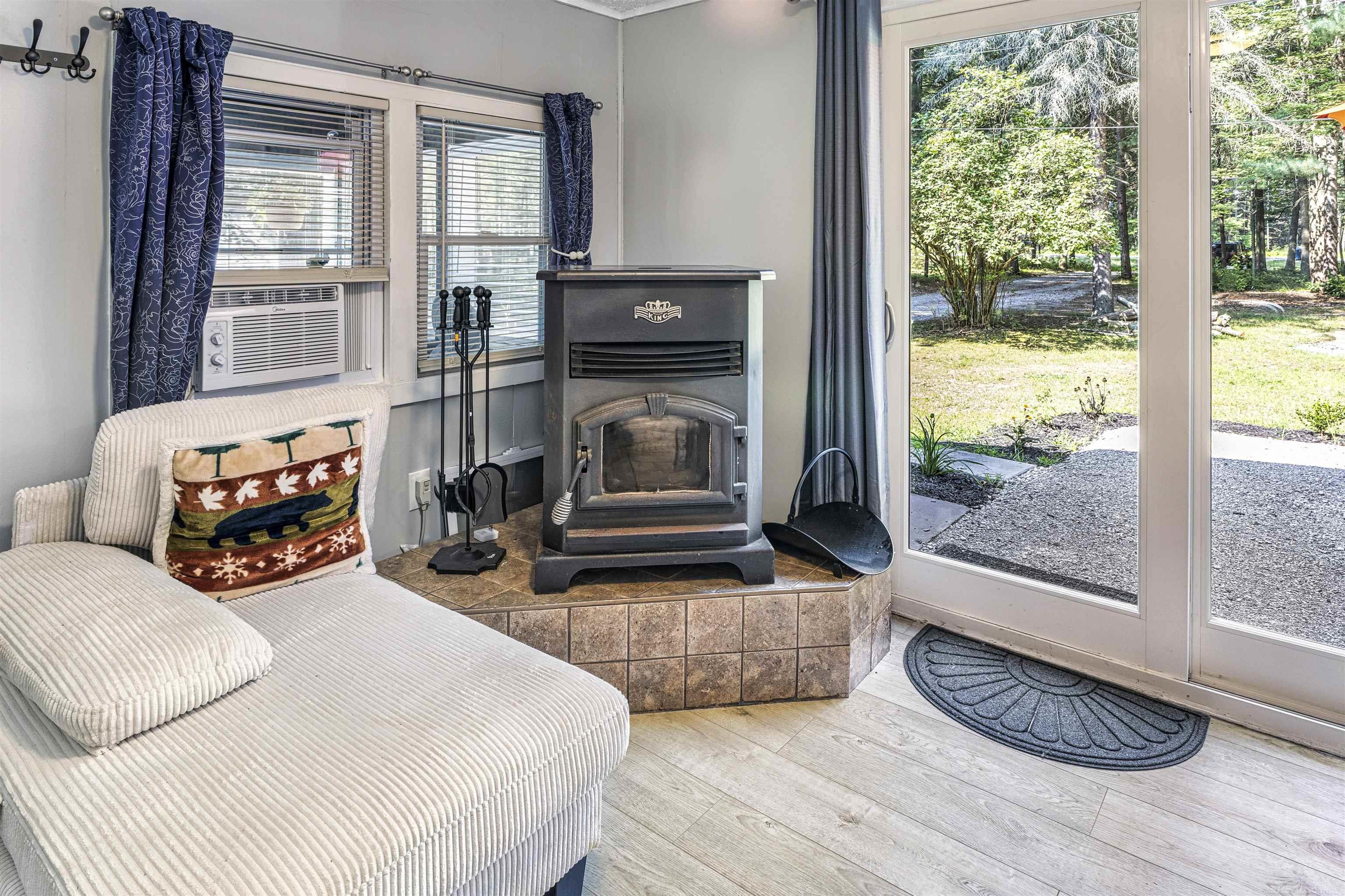 2980 E Houghton Lake Drive, Houghton Lake, MI, 48629