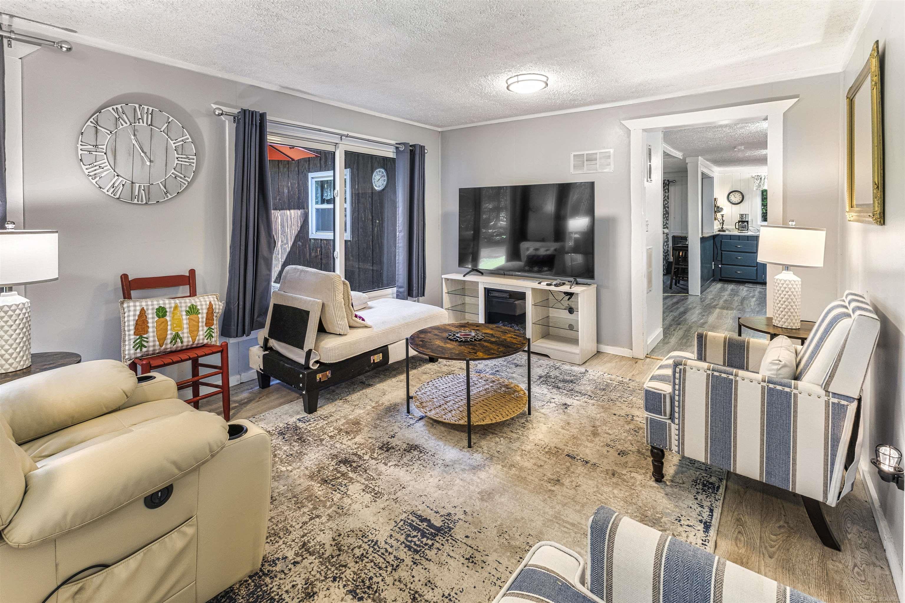 2980 E Houghton Lake Drive, Houghton Lake, MI, 48629