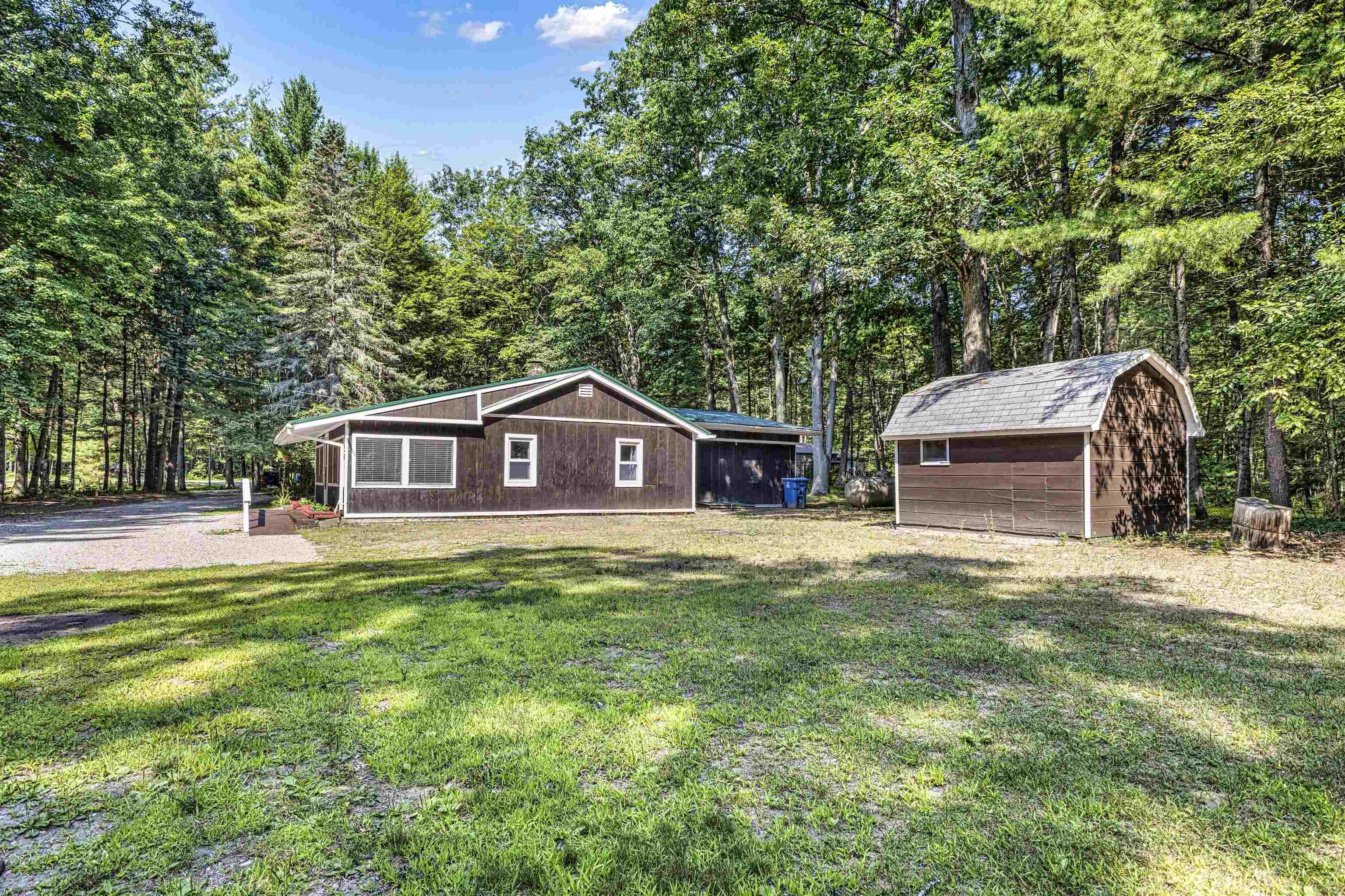 2980 E Houghton Lake Drive, Houghton Lake, MI, 48629