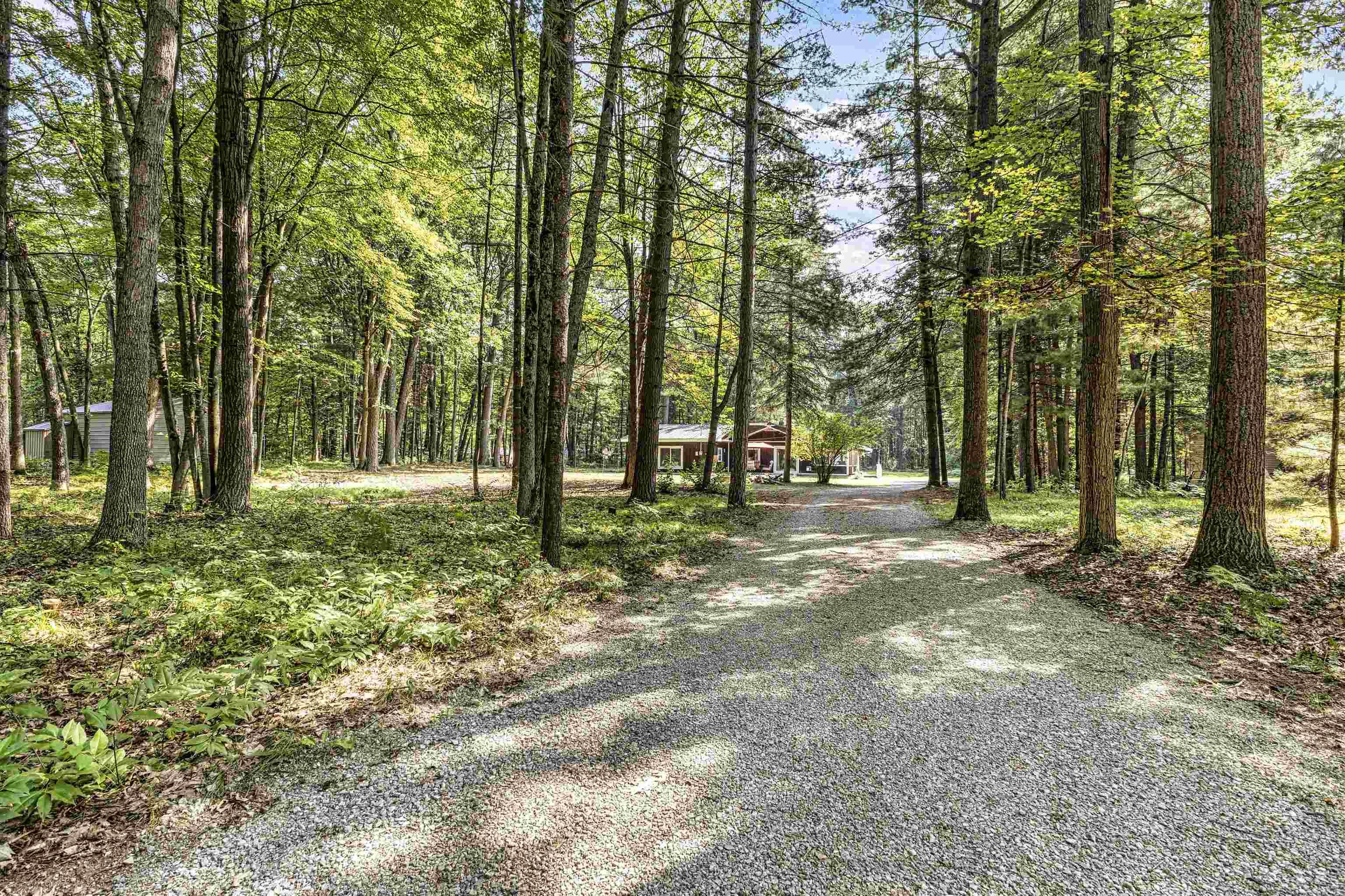 2980 E Houghton Lake Drive, Houghton Lake, MI, 48629