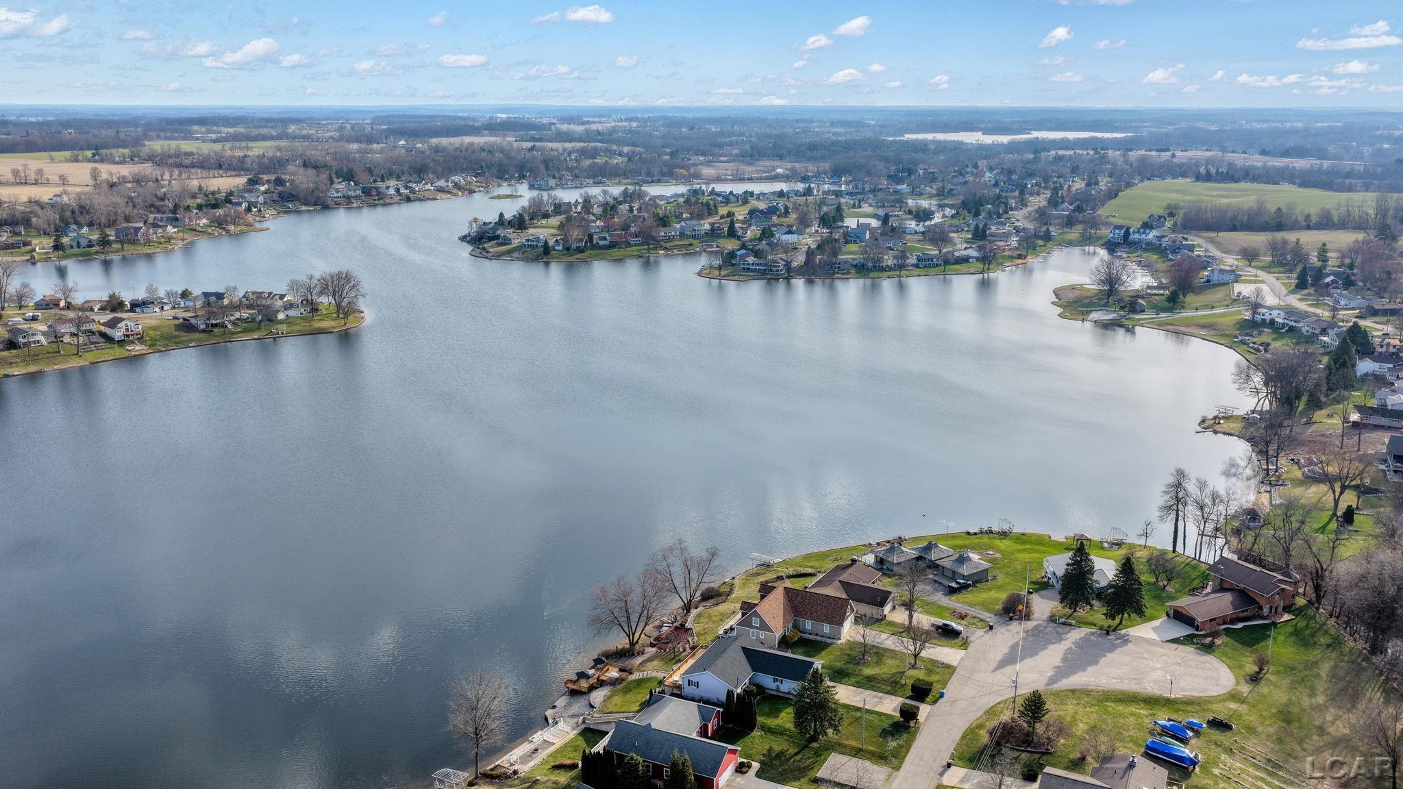 10579 Emerald Drive, Cement City, MI, 49233