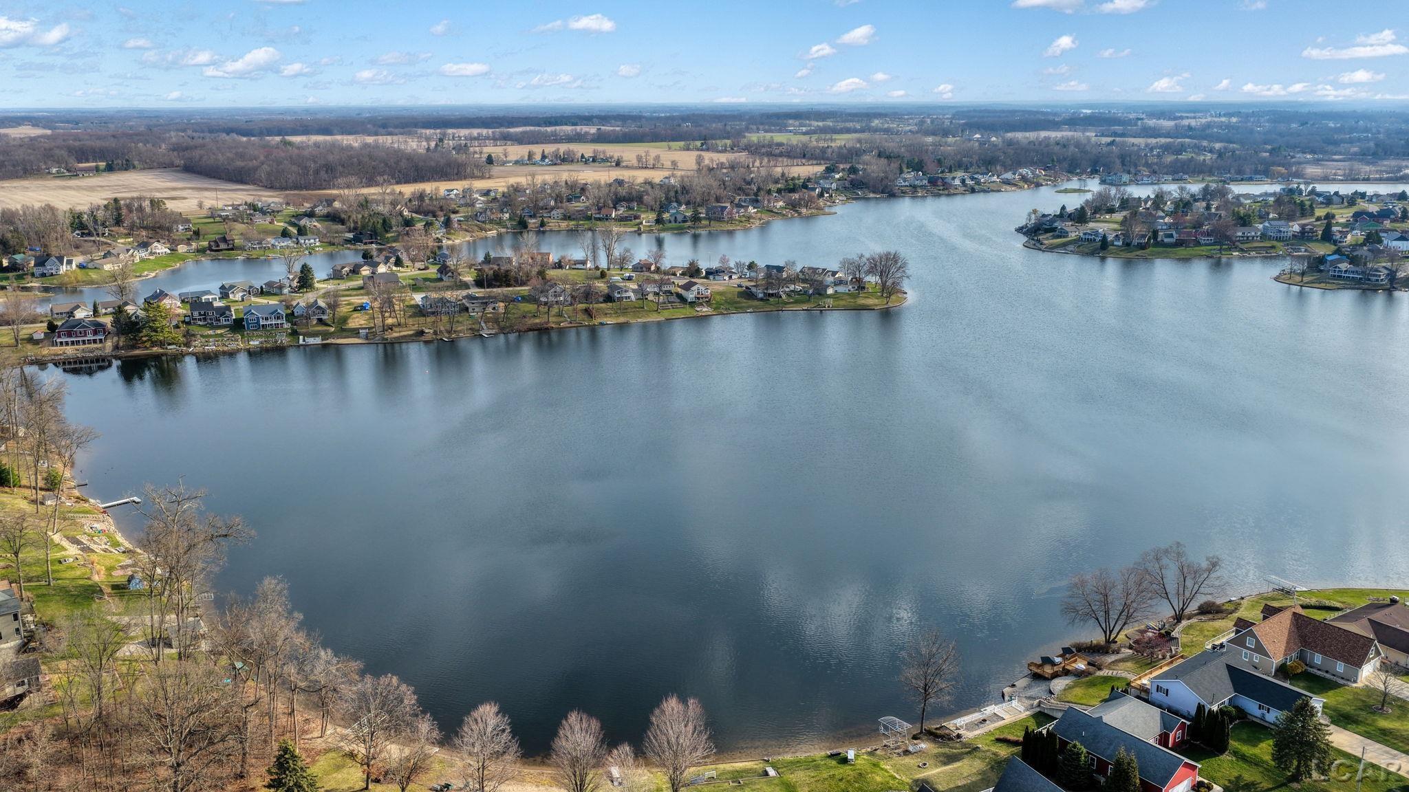 10579 Emerald Drive, Cement City, MI, 49233