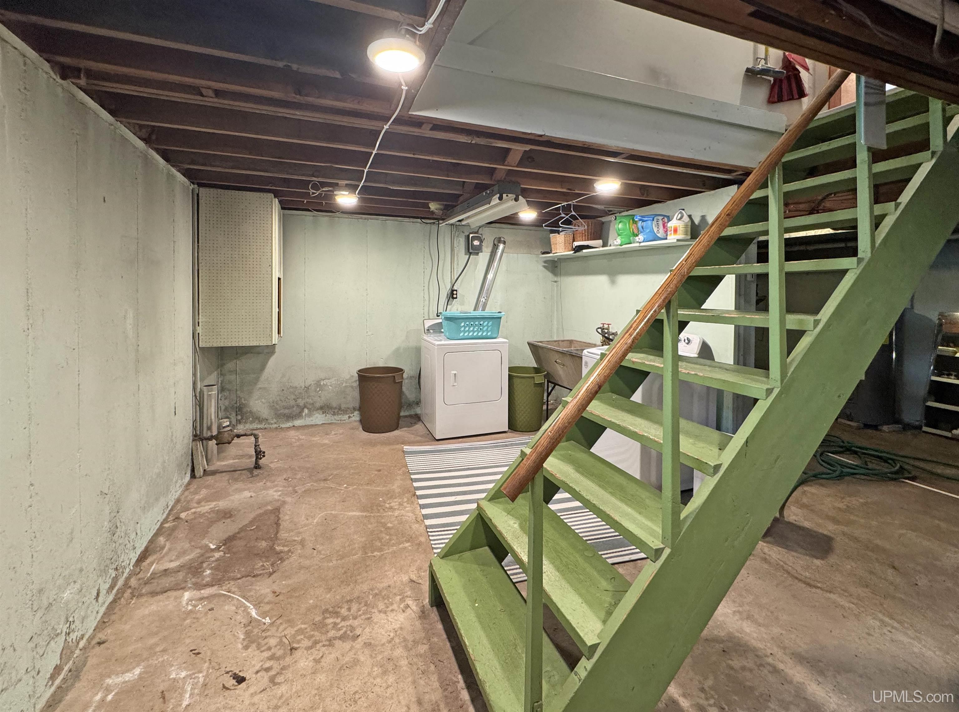 137 Caspian Cutoff Road, Iron River, MI, 49935