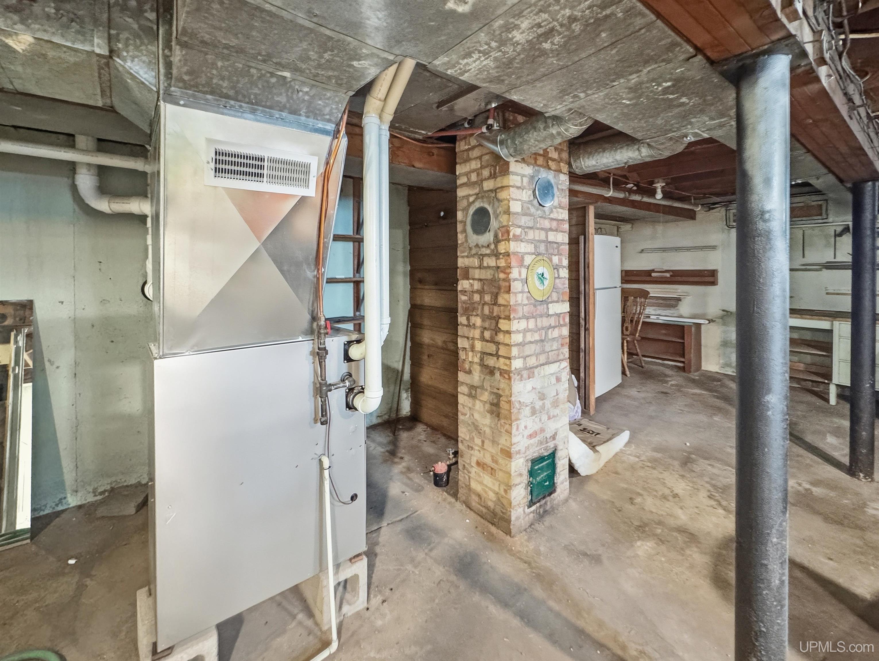 137 Caspian Cutoff Road, Iron River, MI, 49935