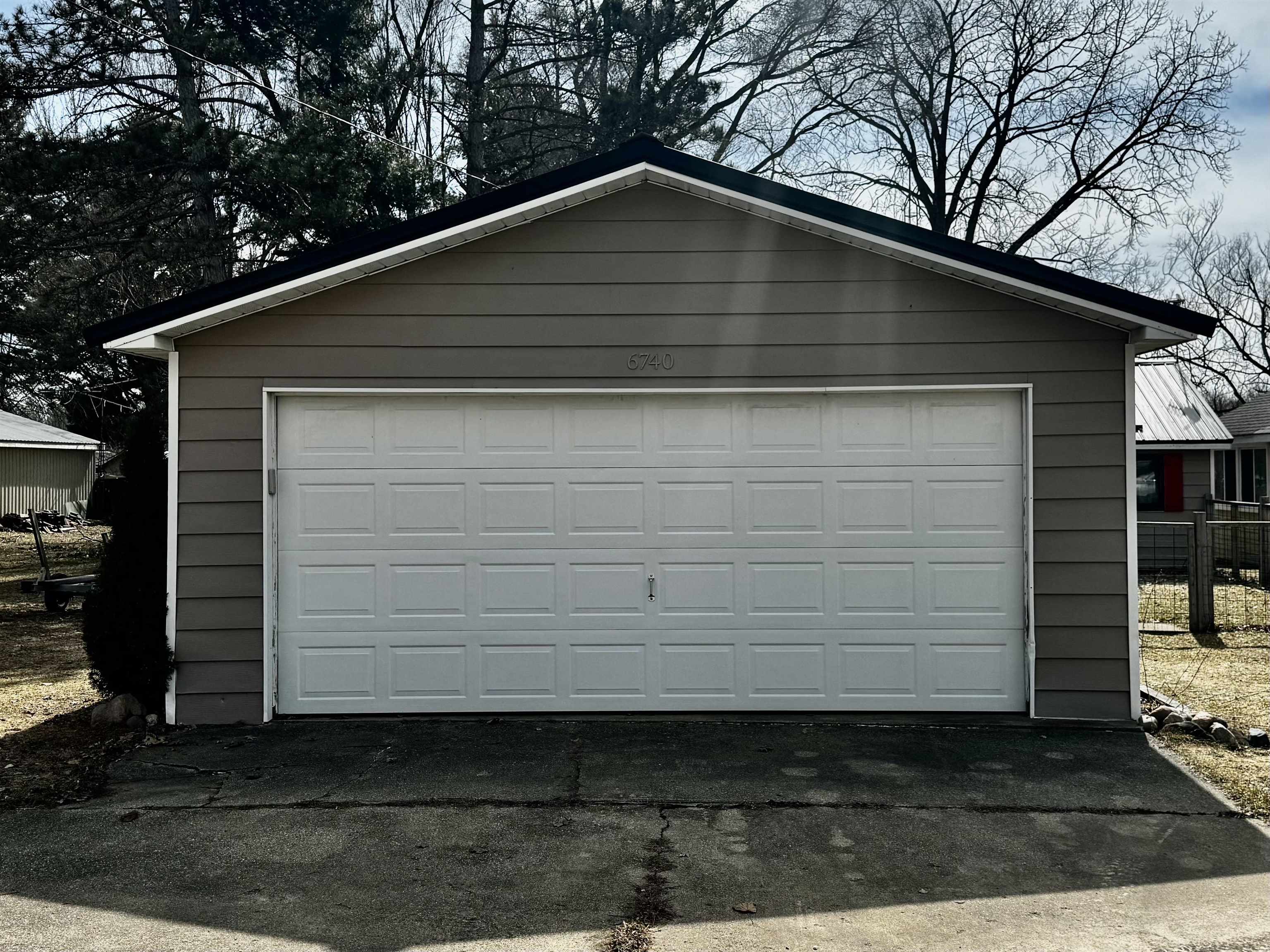 6740 Ridge Road, Harrison, MI, 48625