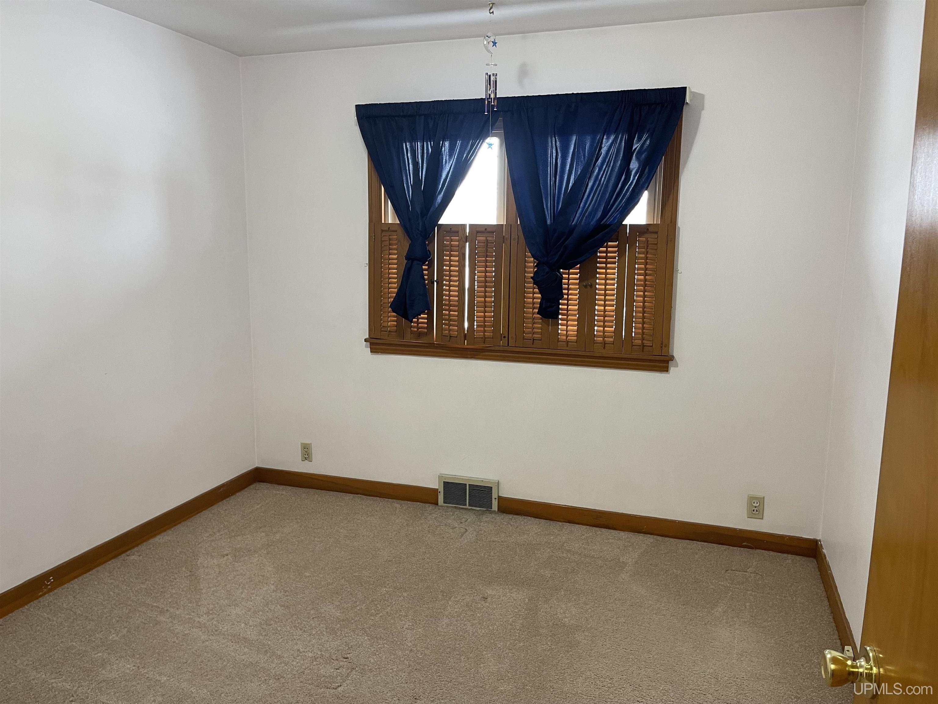 613 N 5th Avenue, Hurley, WI, 54534