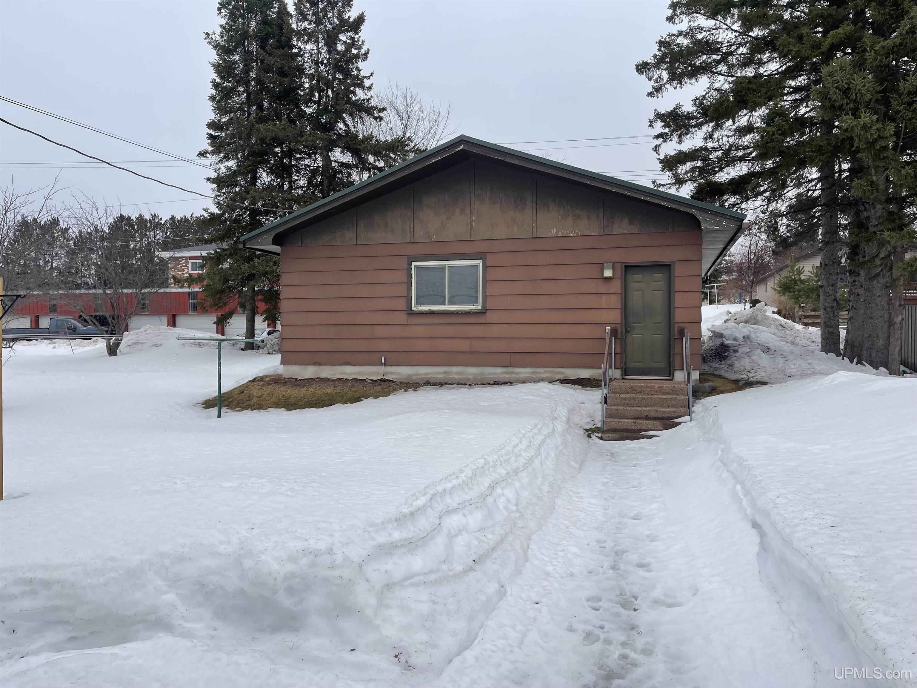 613 N 5th Avenue, Hurley, WI, 54534