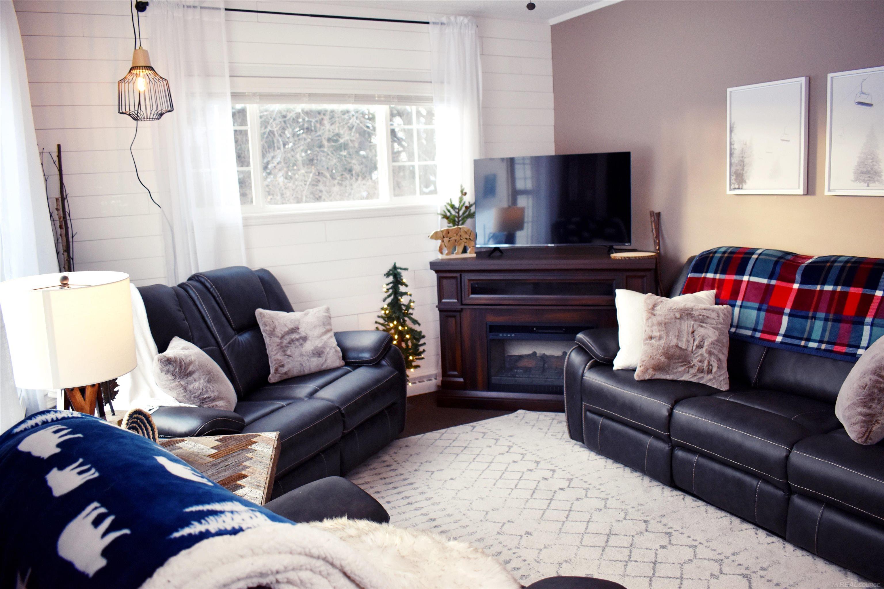 110 W Francis Street, Ironwood, MI, 49938