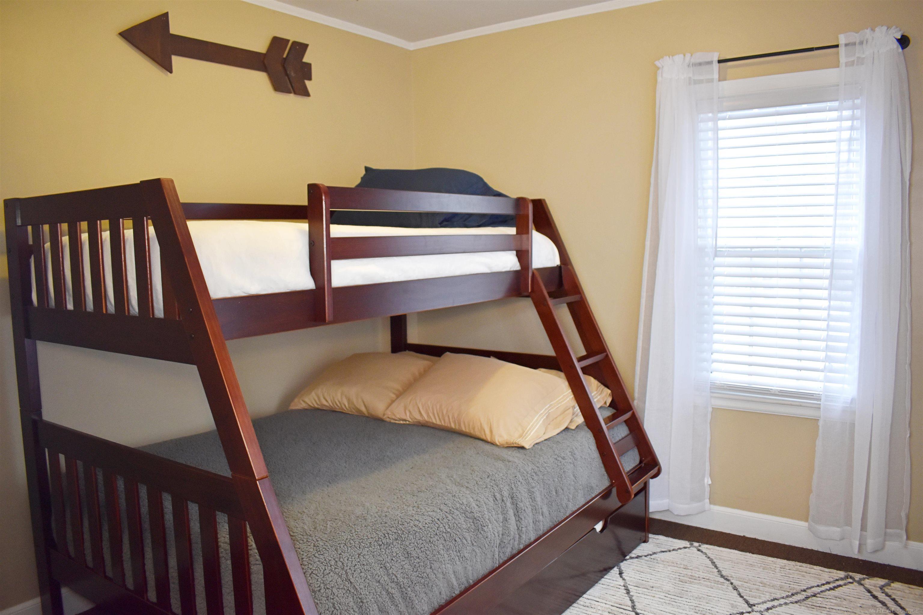 110 W Francis Street, Ironwood, MI, 49938