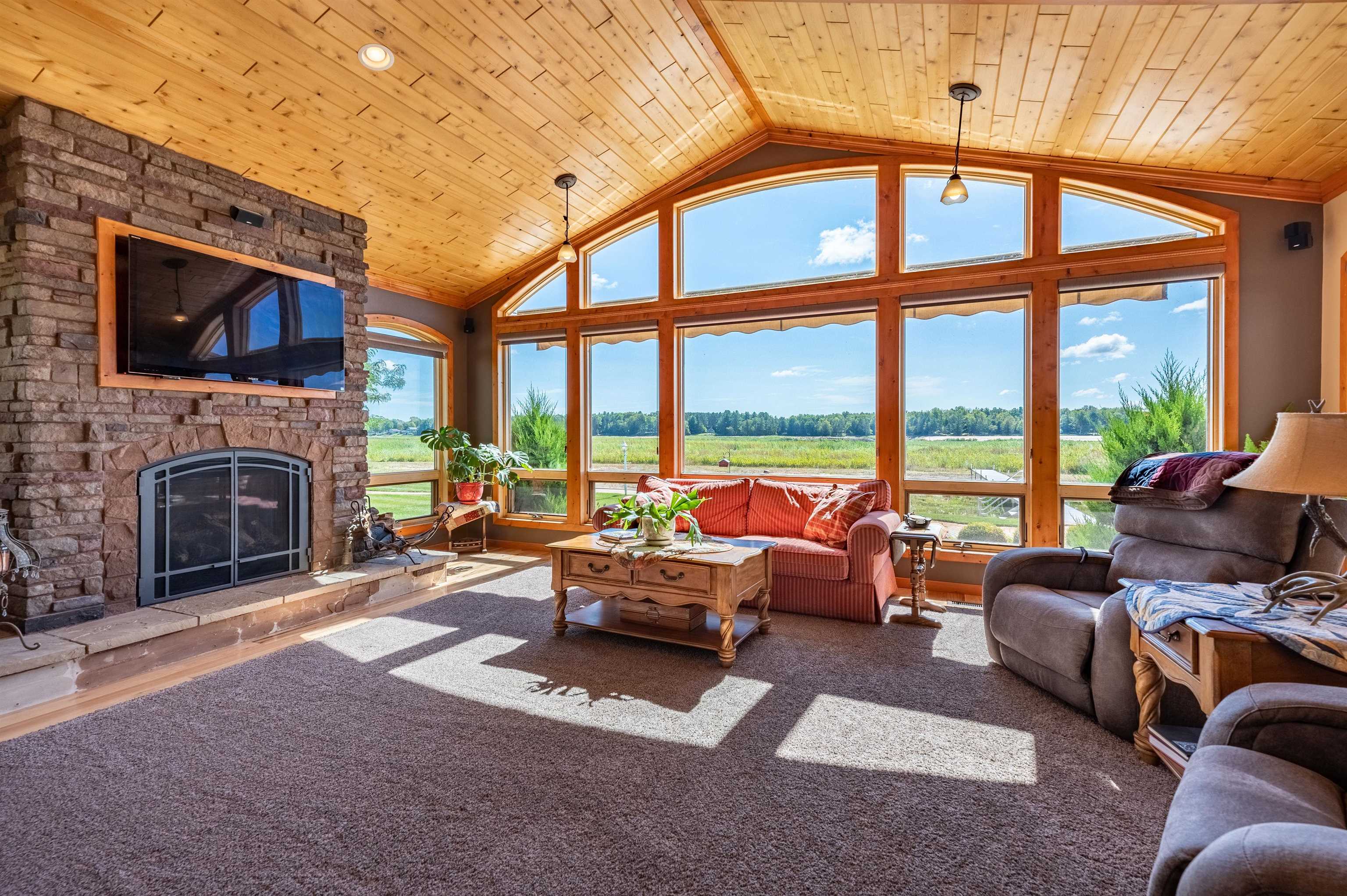 5323 S Pine Street, Beaverton, MI, 48612