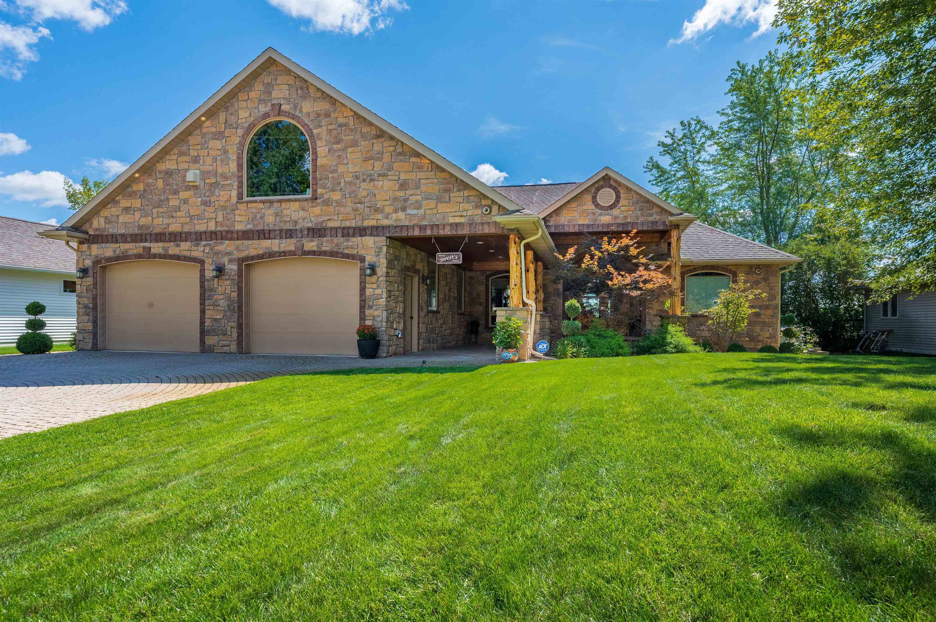 5323 S Pine Street, Beaverton, MI, 48612