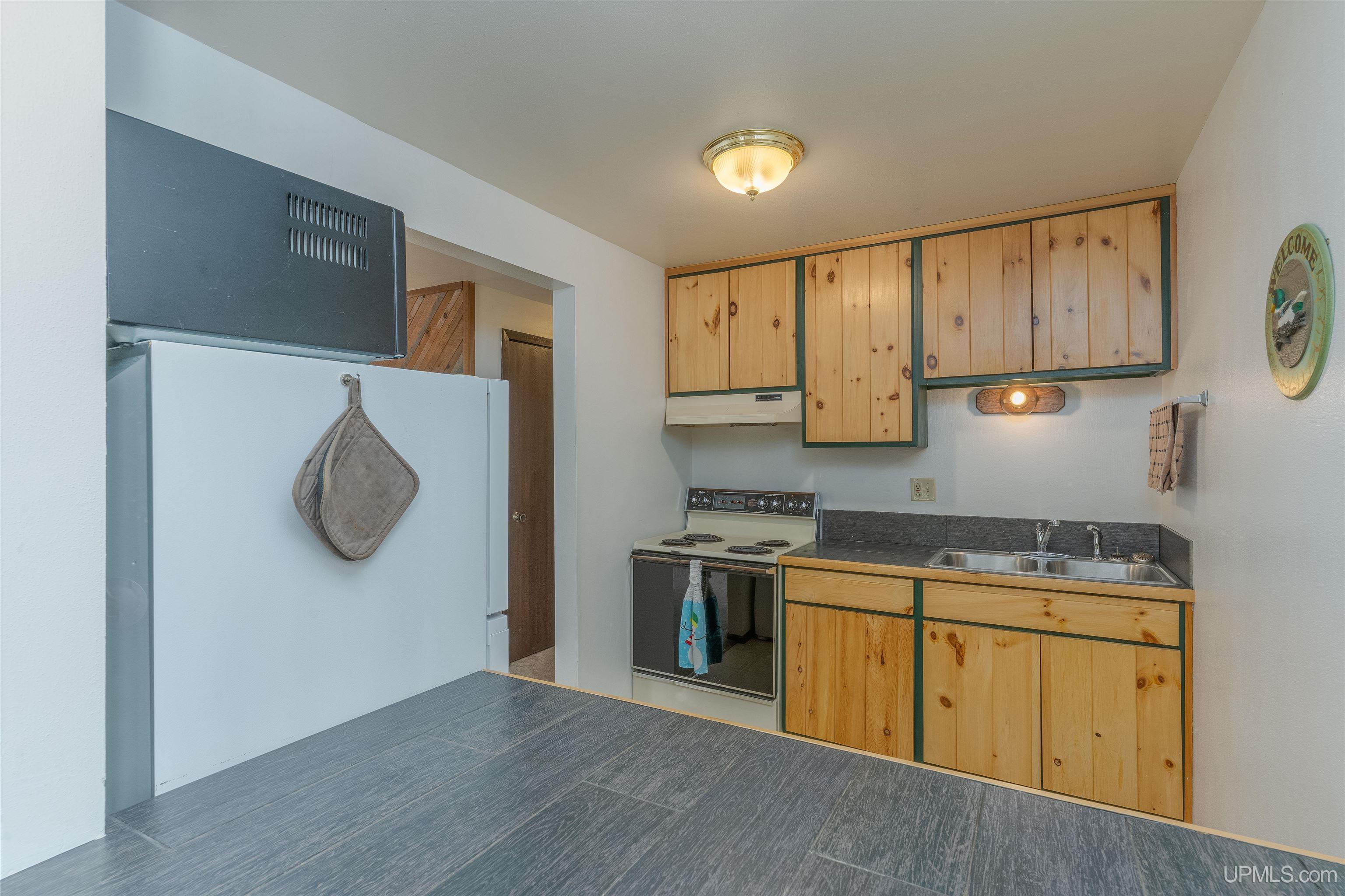 MLS 50203031 Large photo number 6 