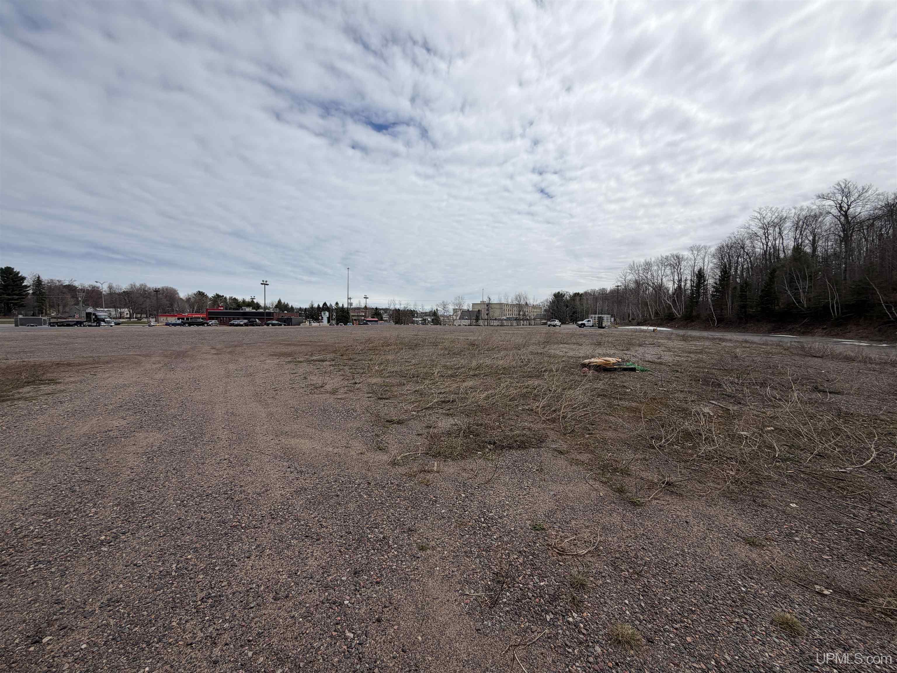 MLS 50203040 Large photo number 4 