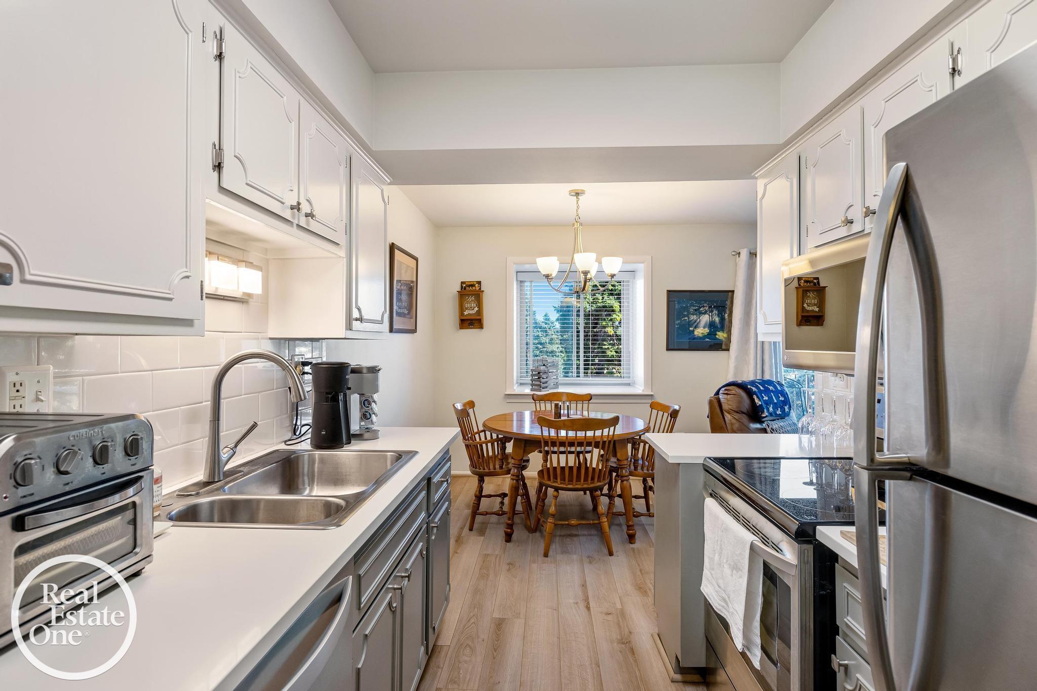 443 Riviera Drive UNIT&nbsp;4, Saint Clair Shores, MI, 48080