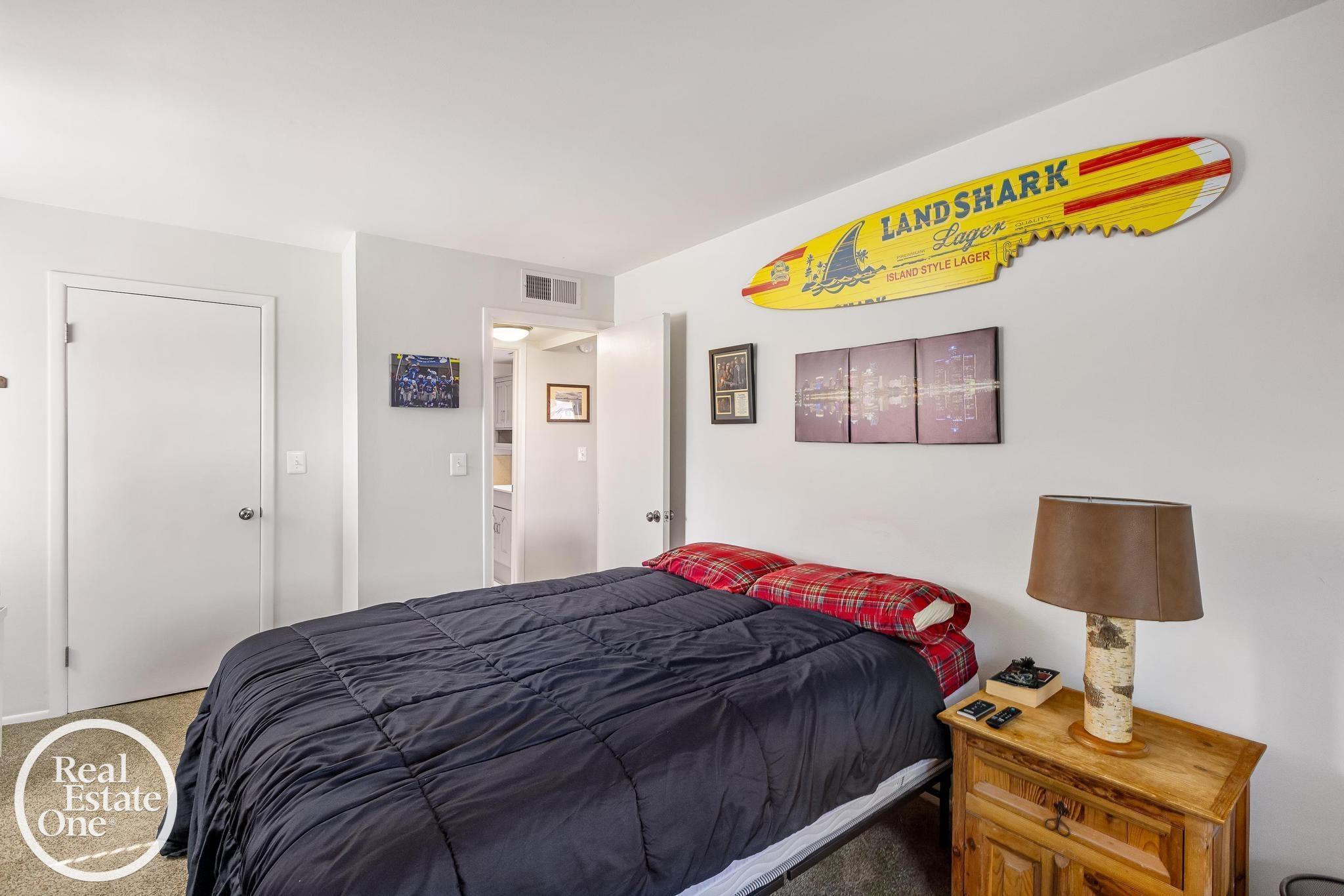 443 Riviera Drive UNIT&nbsp;4, Saint Clair Shores, MI, 48080