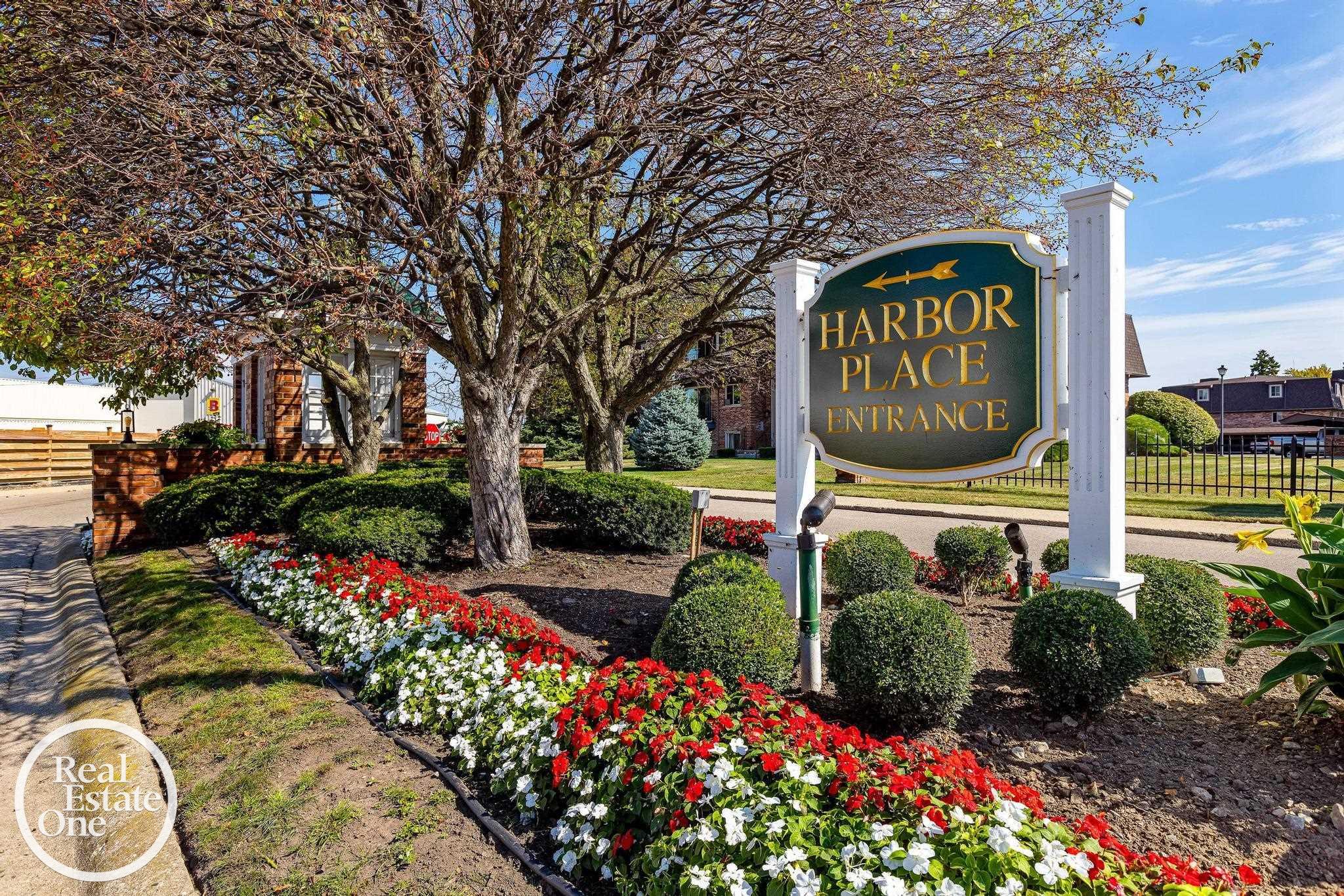 443 Riviera Drive UNIT&nbsp;4, Saint Clair Shores, MI, 48080