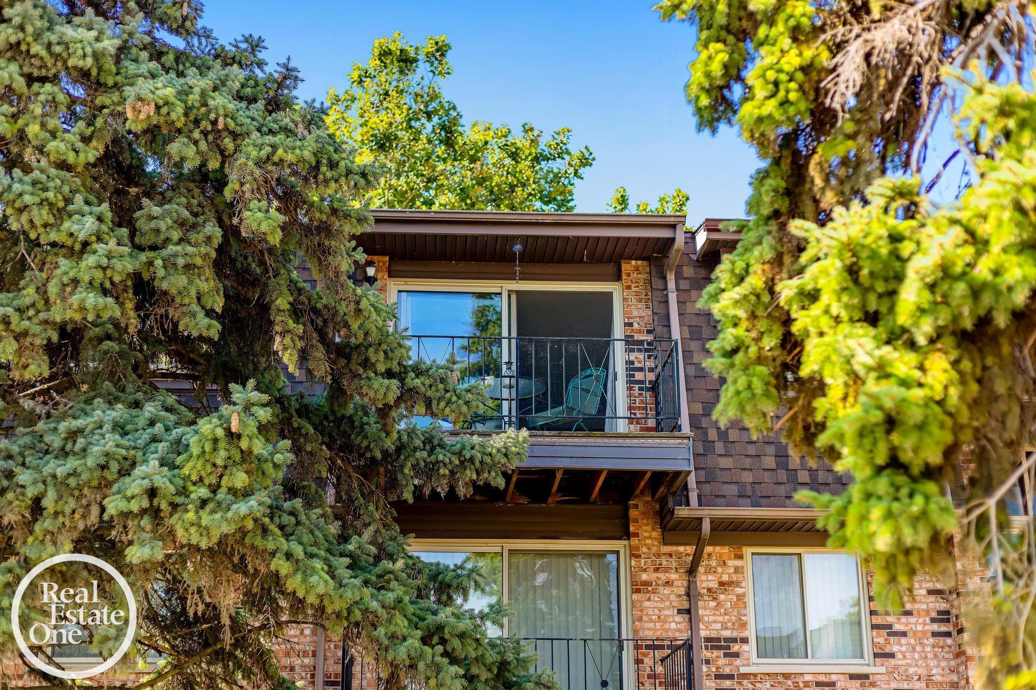 443 Riviera Drive UNIT&nbsp;4, Saint Clair Shores, MI, 48080