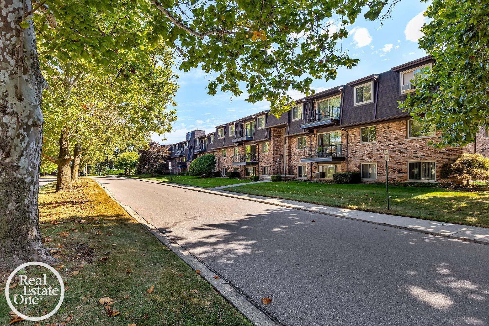 443 Riviera Drive UNIT&nbsp;4, Saint Clair Shores, MI, 48080