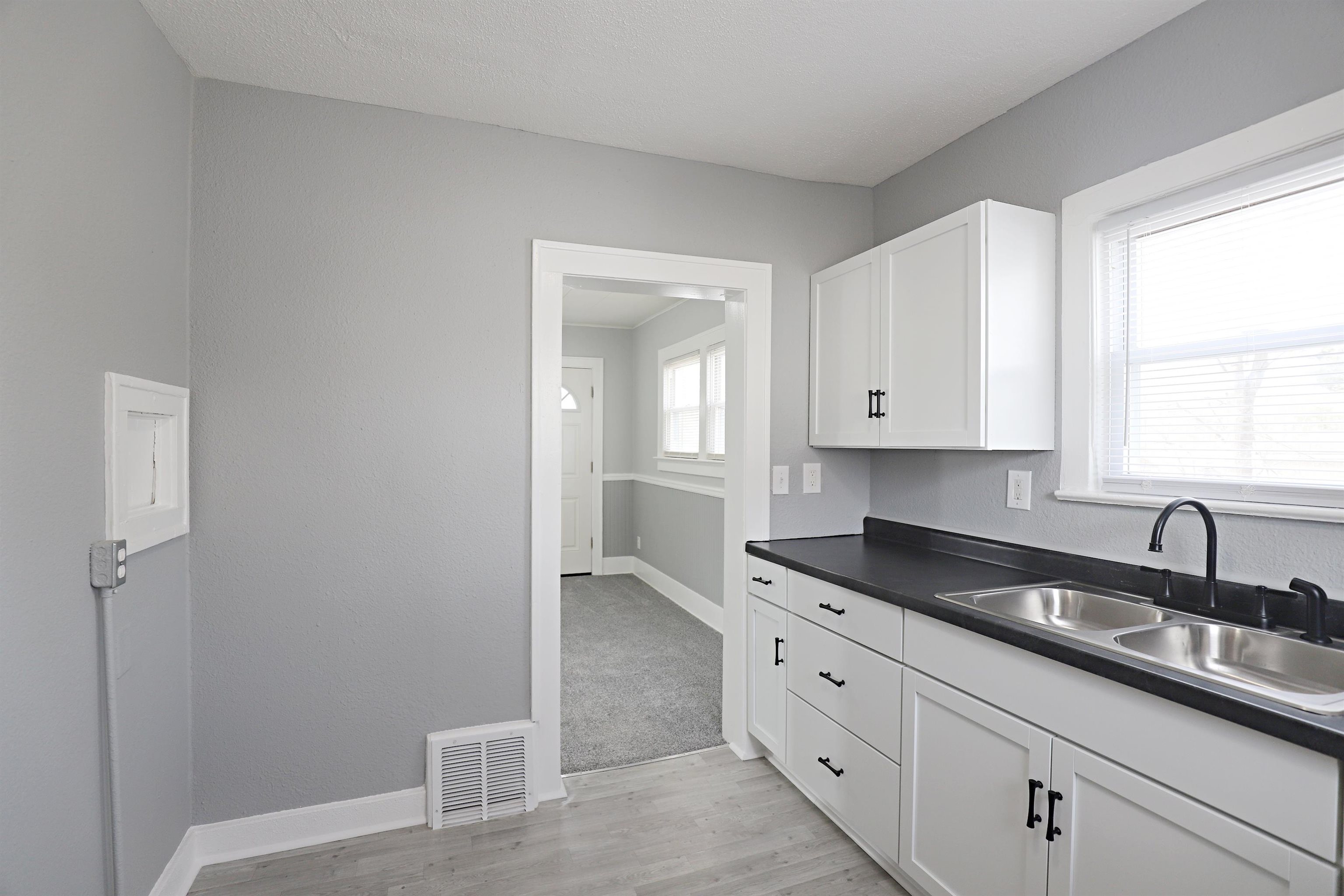 245 N Saginaw, Montrose, MI 48457 Photo