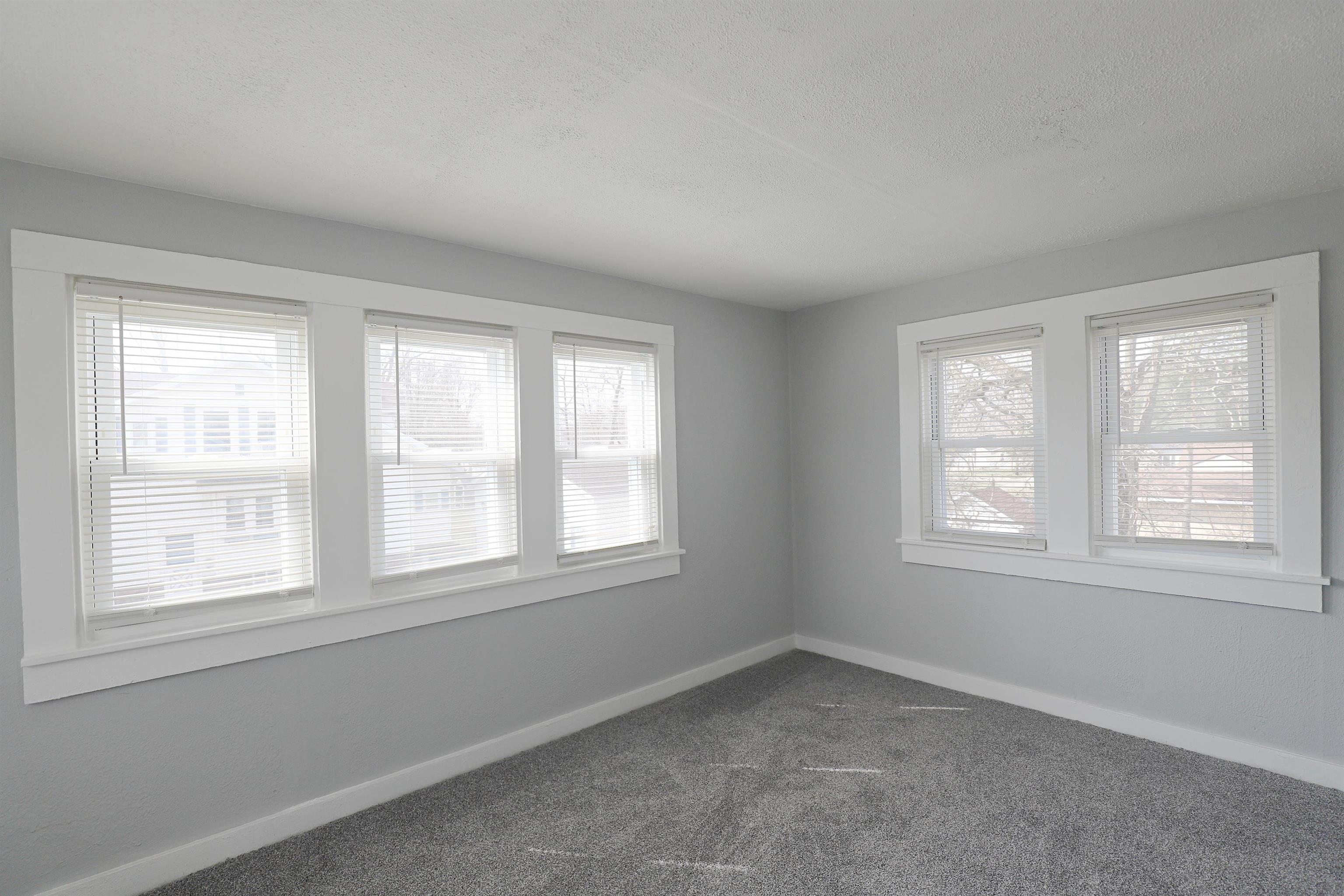 245 N Saginaw, Montrose, MI 48457 Photo