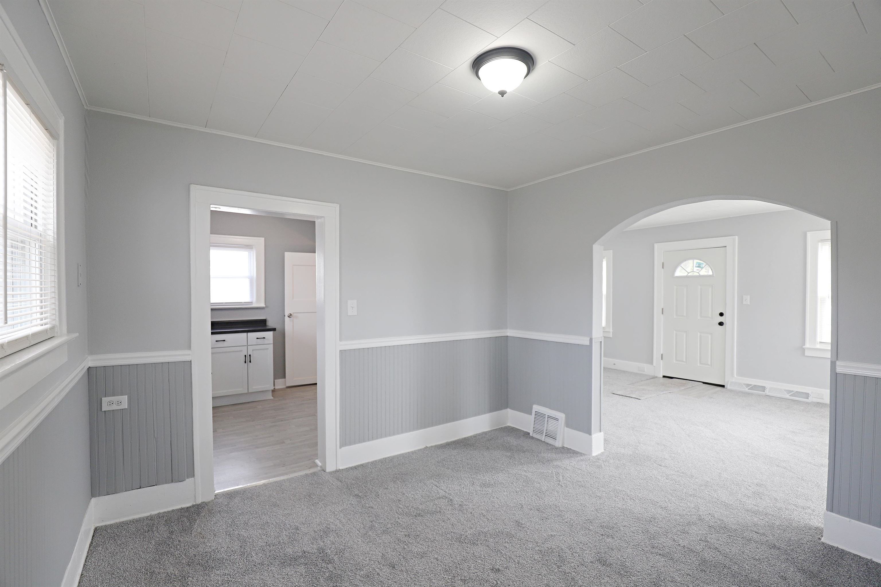 245 N Saginaw, Montrose, MI 48457 Photo