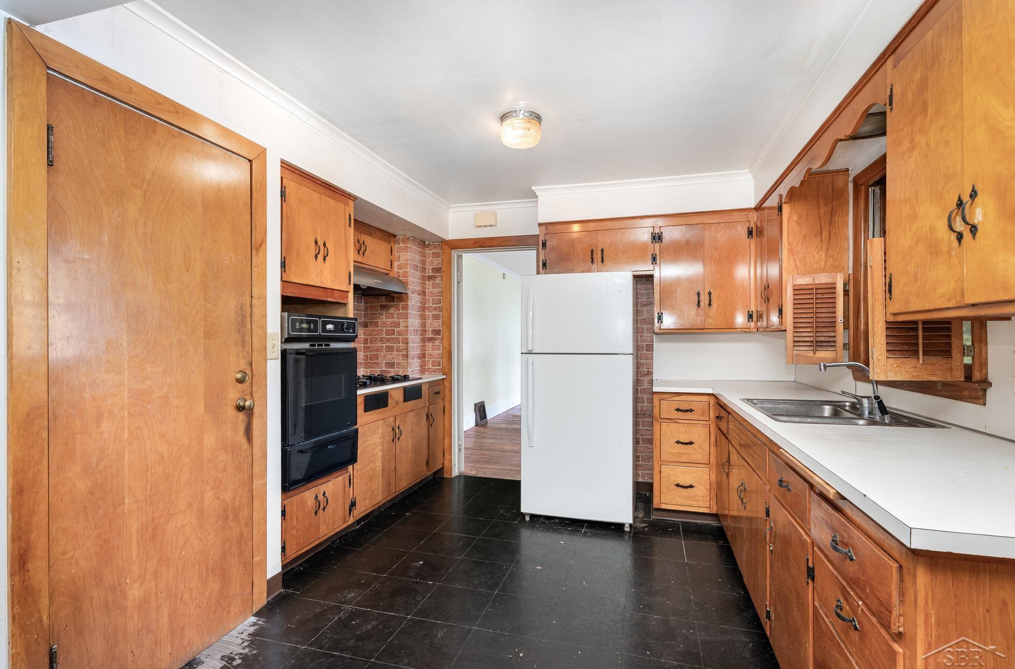 214 Goetz Street, Saginaw, MI, 48602