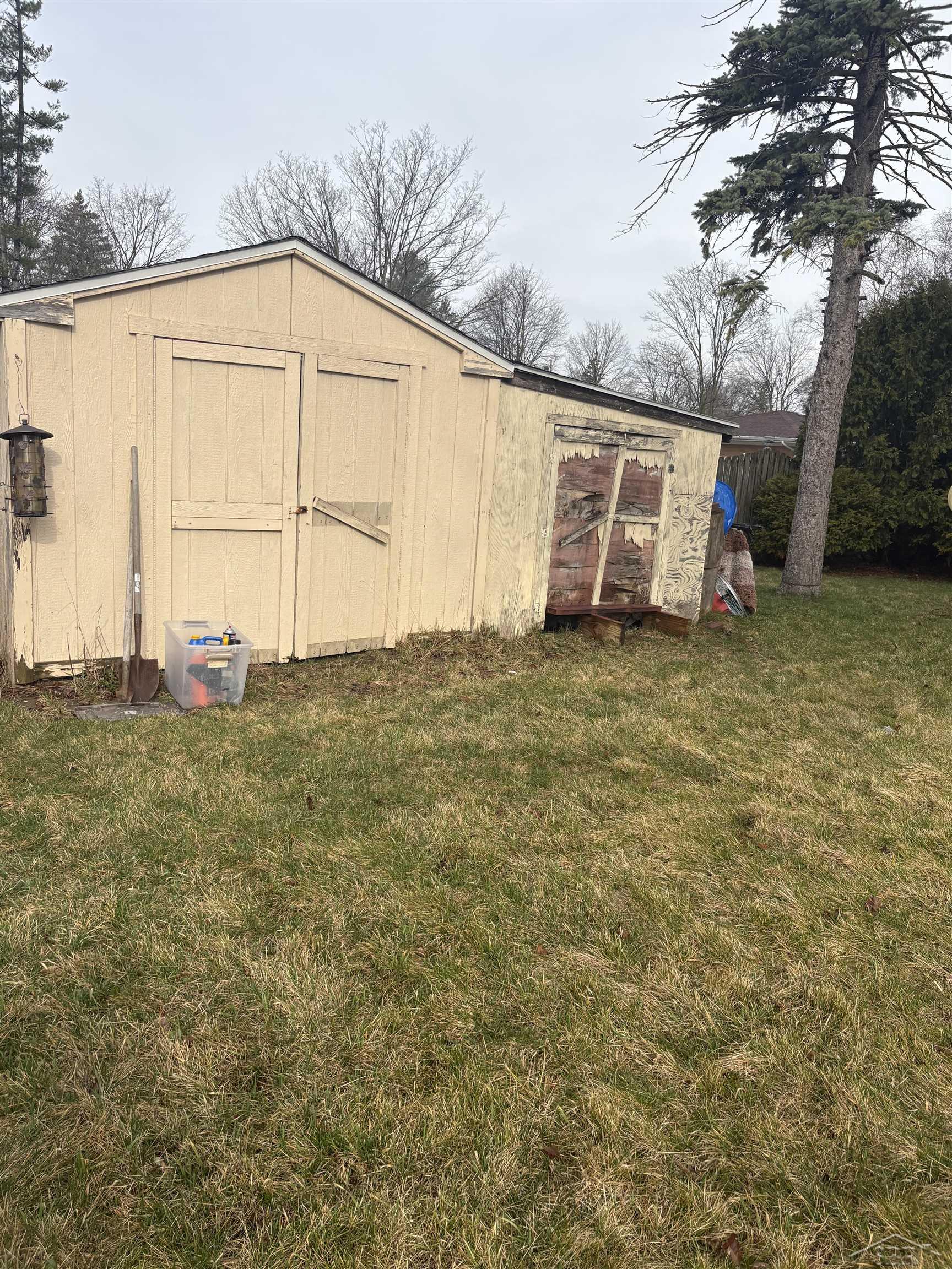 3404 Peale Drive, Saginaw, MI, 48602