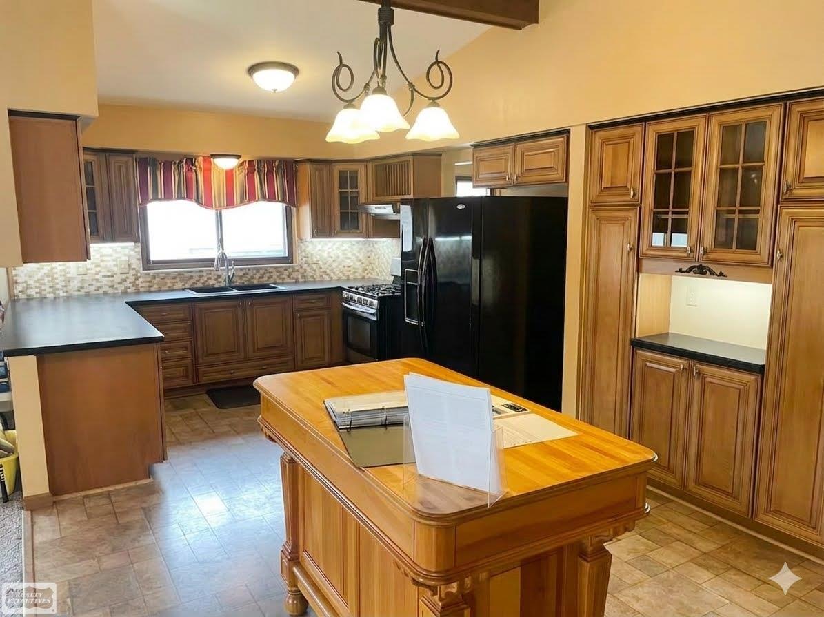 38243 Arcola Drive, Sterling Heights, MI, 48312