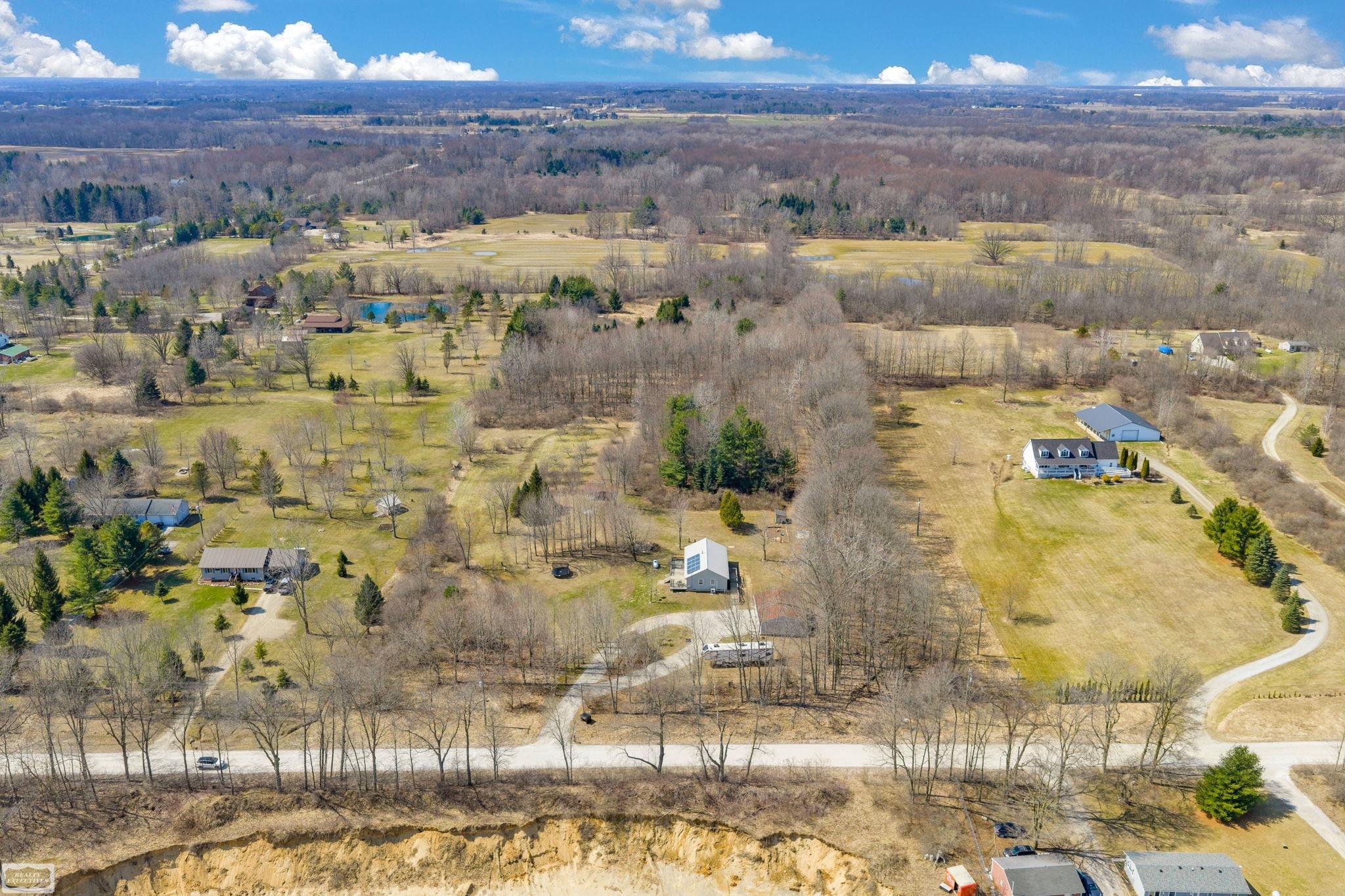 5139 Welch Road, Emmett, MI, 48022