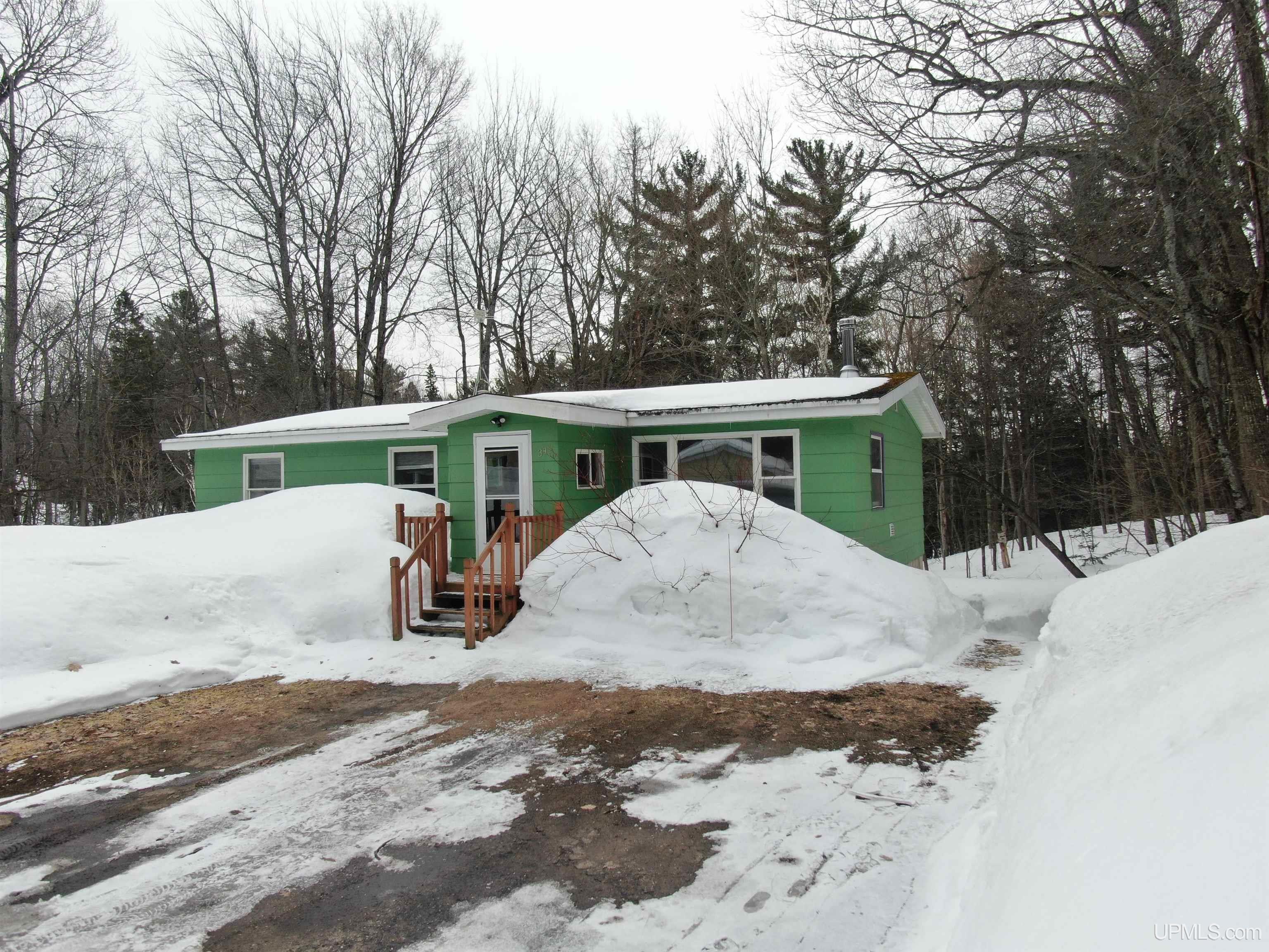 34 Horseshoe Lake Circle, Negaunee MI 49866, 50203118