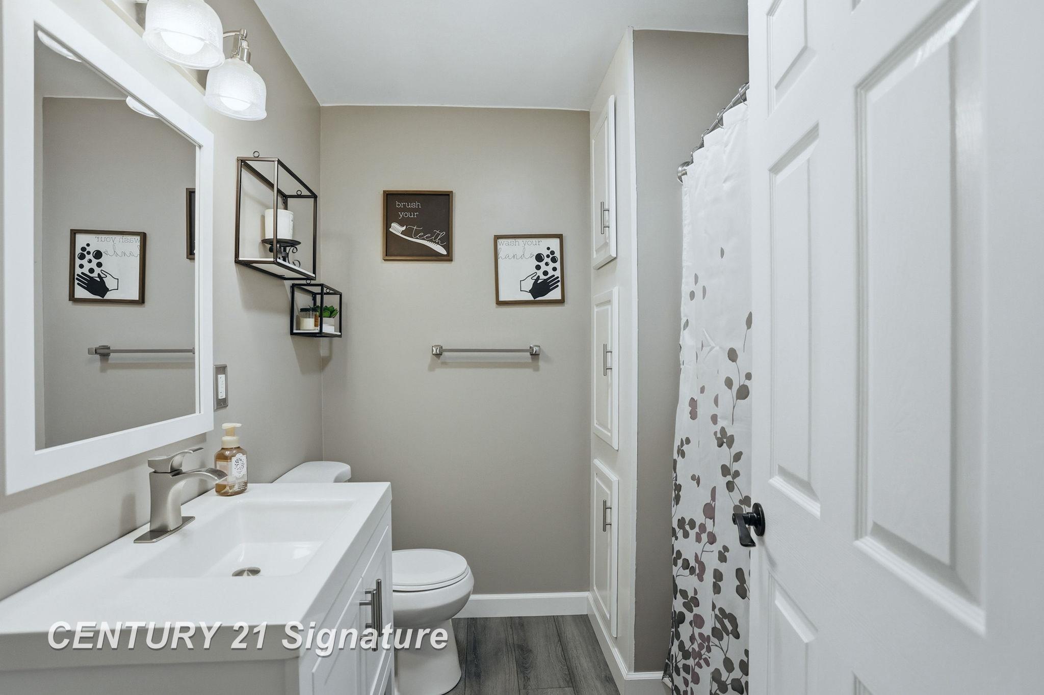 225 Strieter Drive, Saginaw, MI, 48609