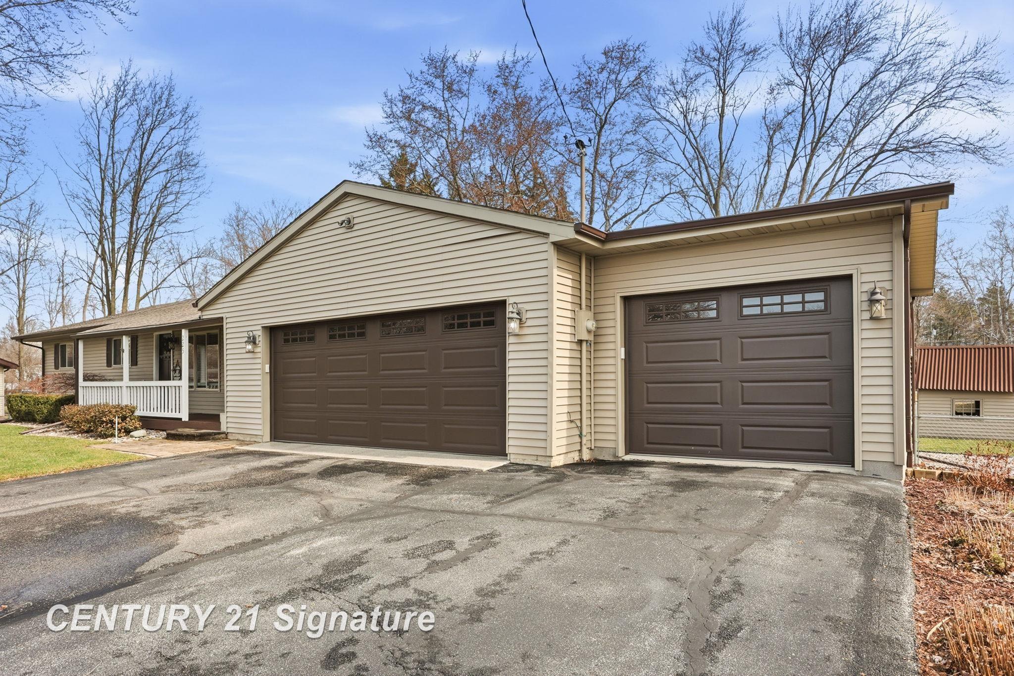 225 Strieter Drive, Saginaw, MI, 48609