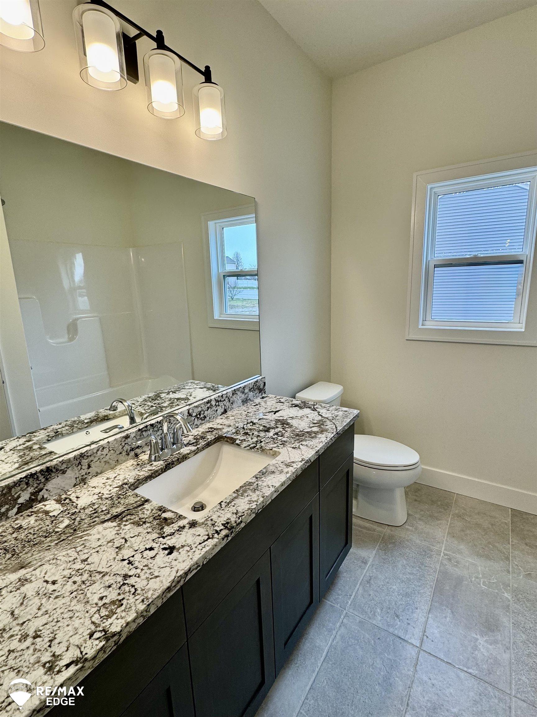 8347 Peninsula Circle, Grand Blanc, MI, 48439