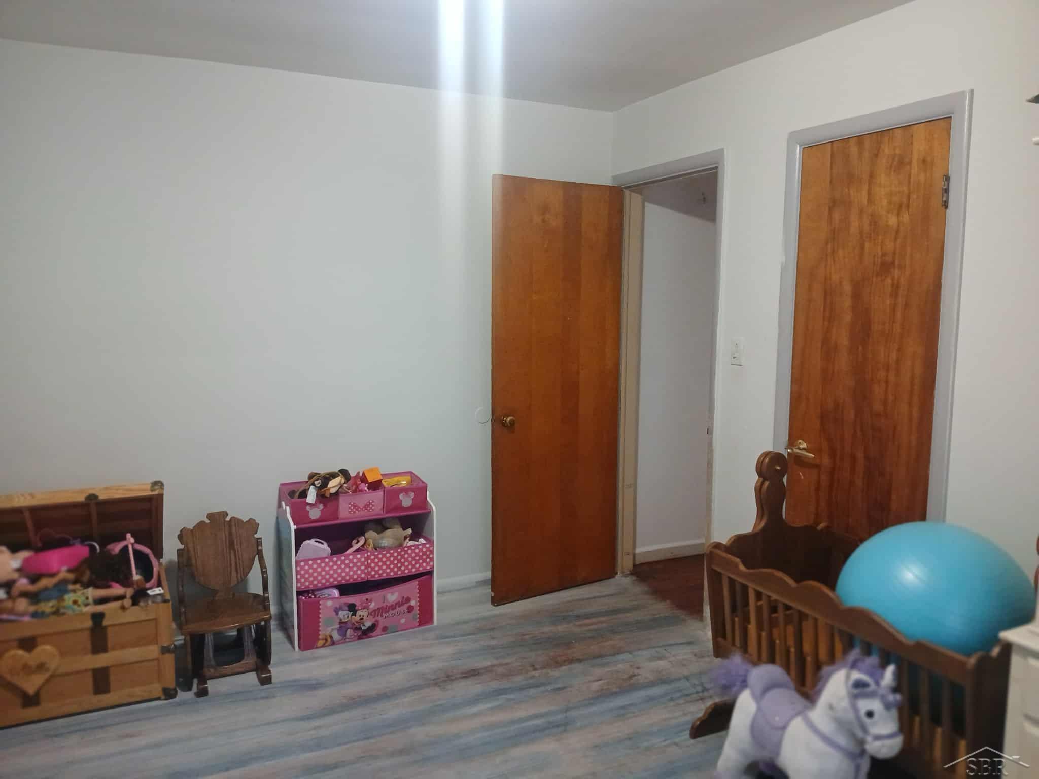 326 Burroughs Avenue, Flint, MI, 48507