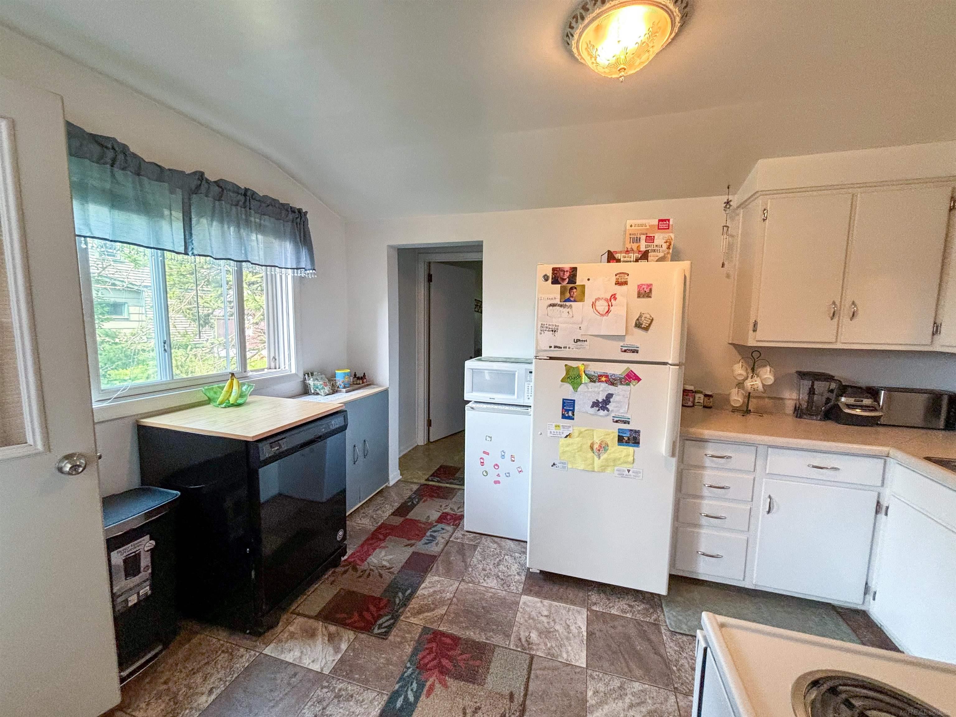 404 E Iron Street, Bessemer, MI, 49911-0000