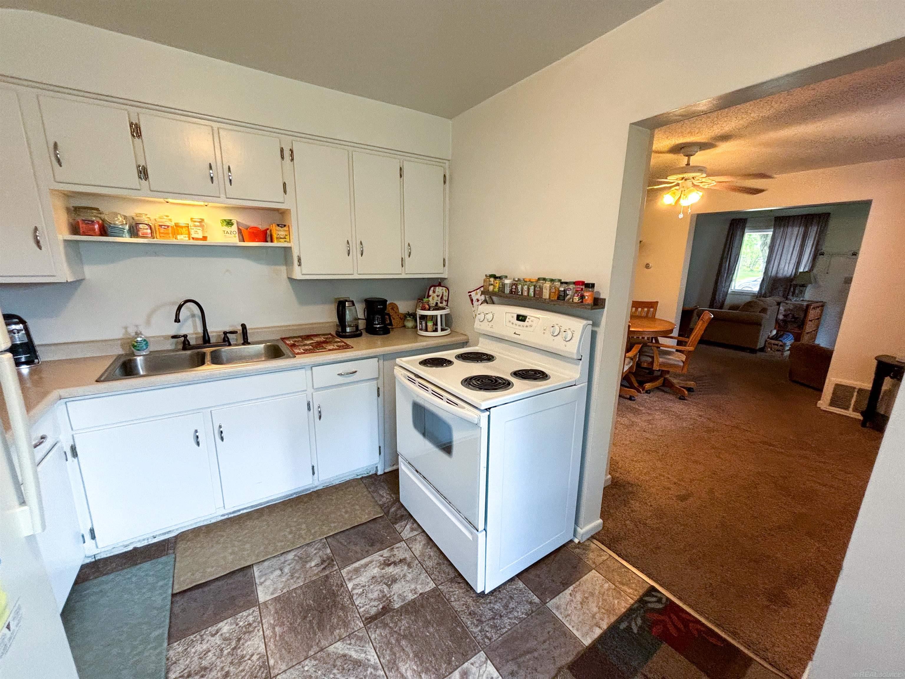 404 E Iron Street, Bessemer, MI, 49911-0000