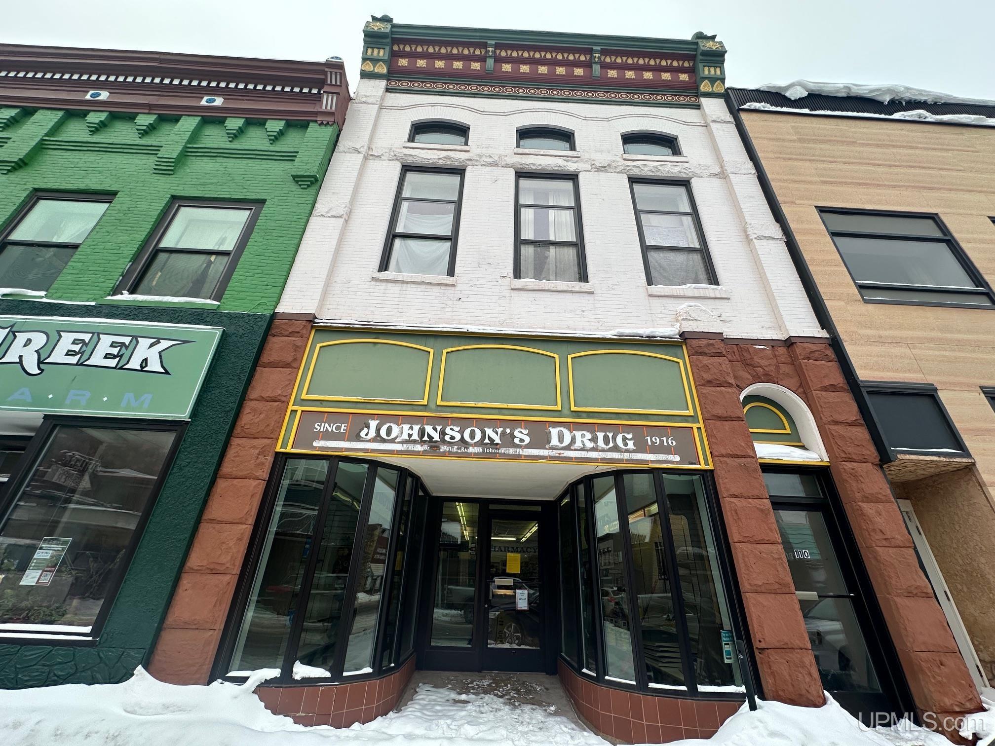 230 E Aurora Street, Ironwood, MI, 49938