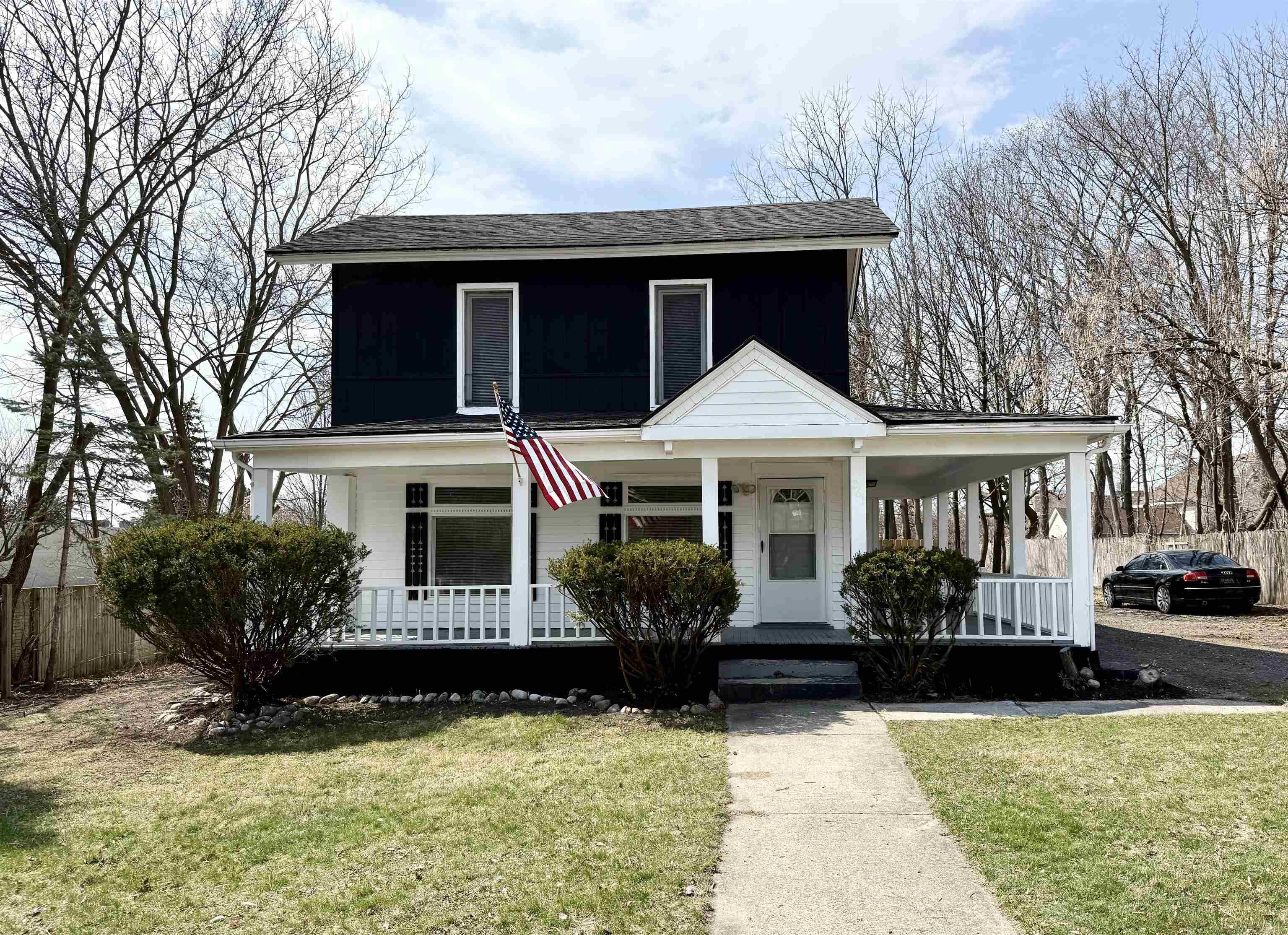 261 N Saginaw Street, Pontiac, MI, 48342