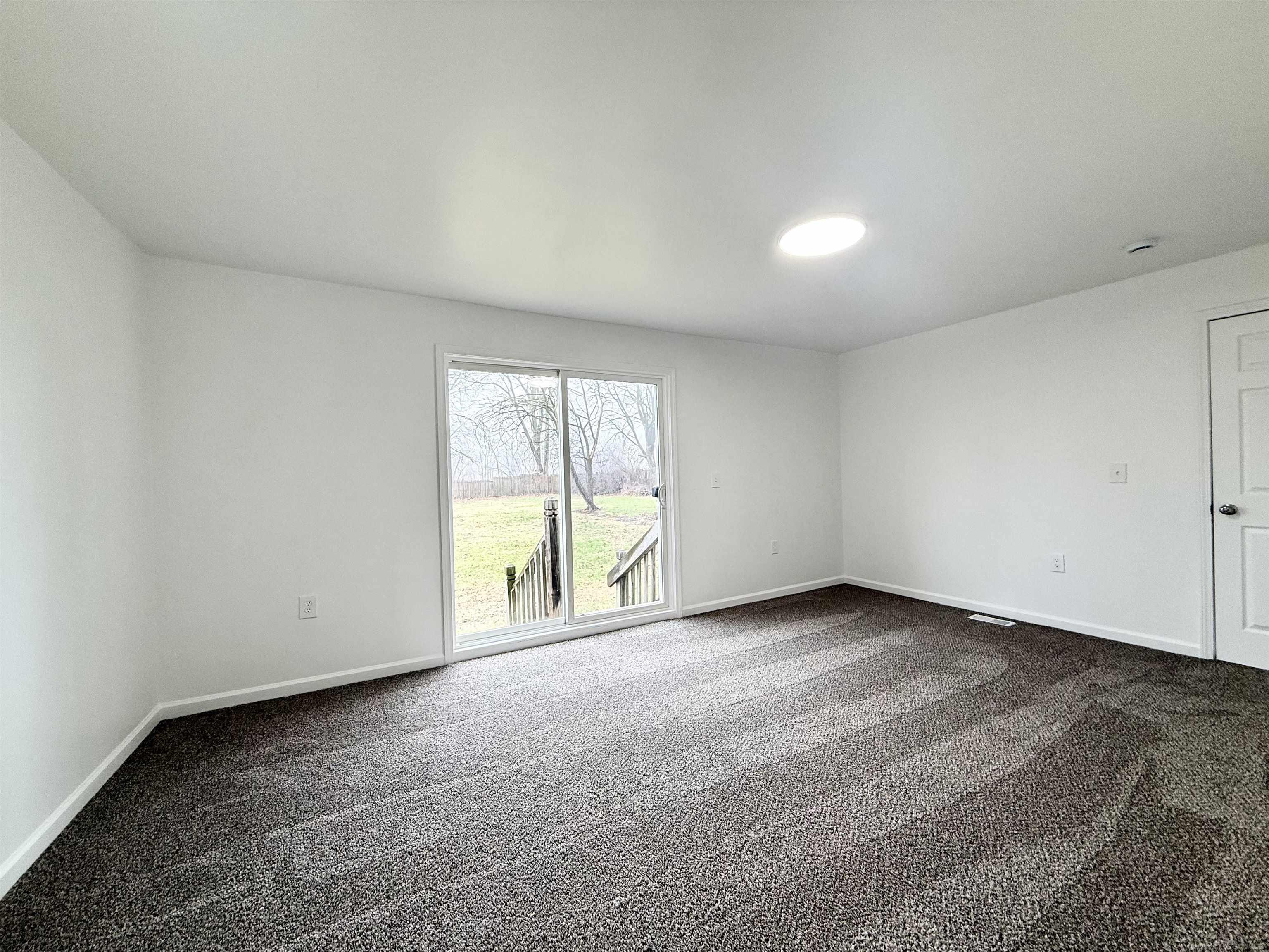 261 N Saginaw Street, Pontiac, MI, 48342